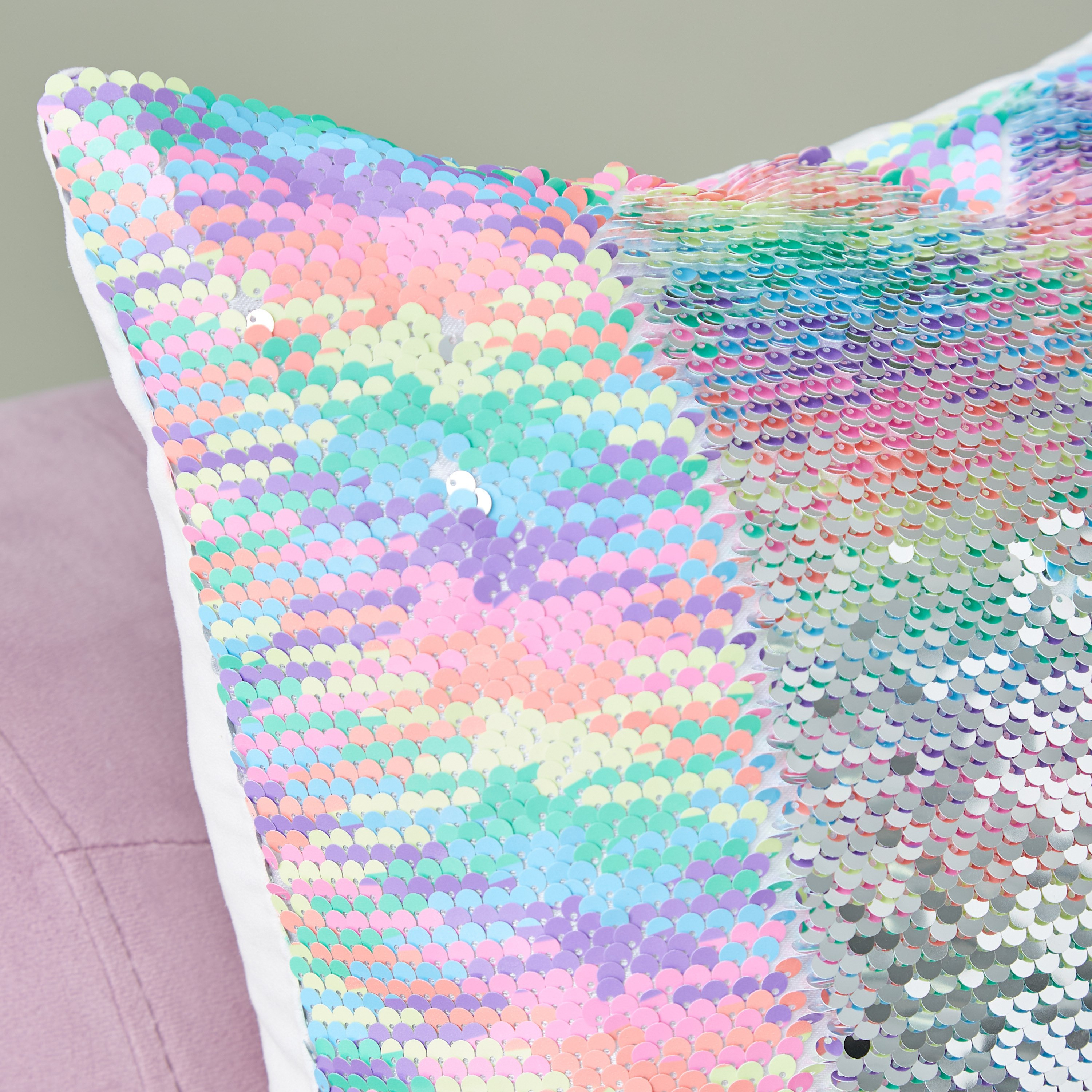 وسادة بزينة ترتر على الوجهين من راشيل - 30x30 سم-hbxhomeware-hbxkidsandyouth-image-3