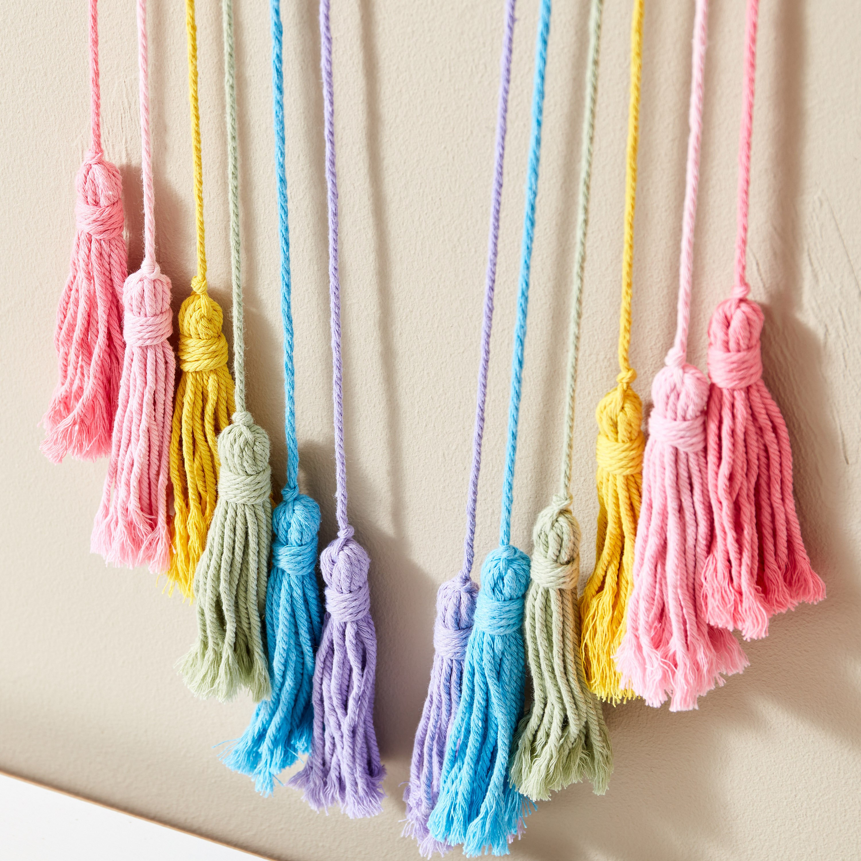 زينة ديكور قماش معلقة بتصميم قوس قزح من بونجور - 21x80 سم-hbxhomeware-hbxkidsandyouth-image-4