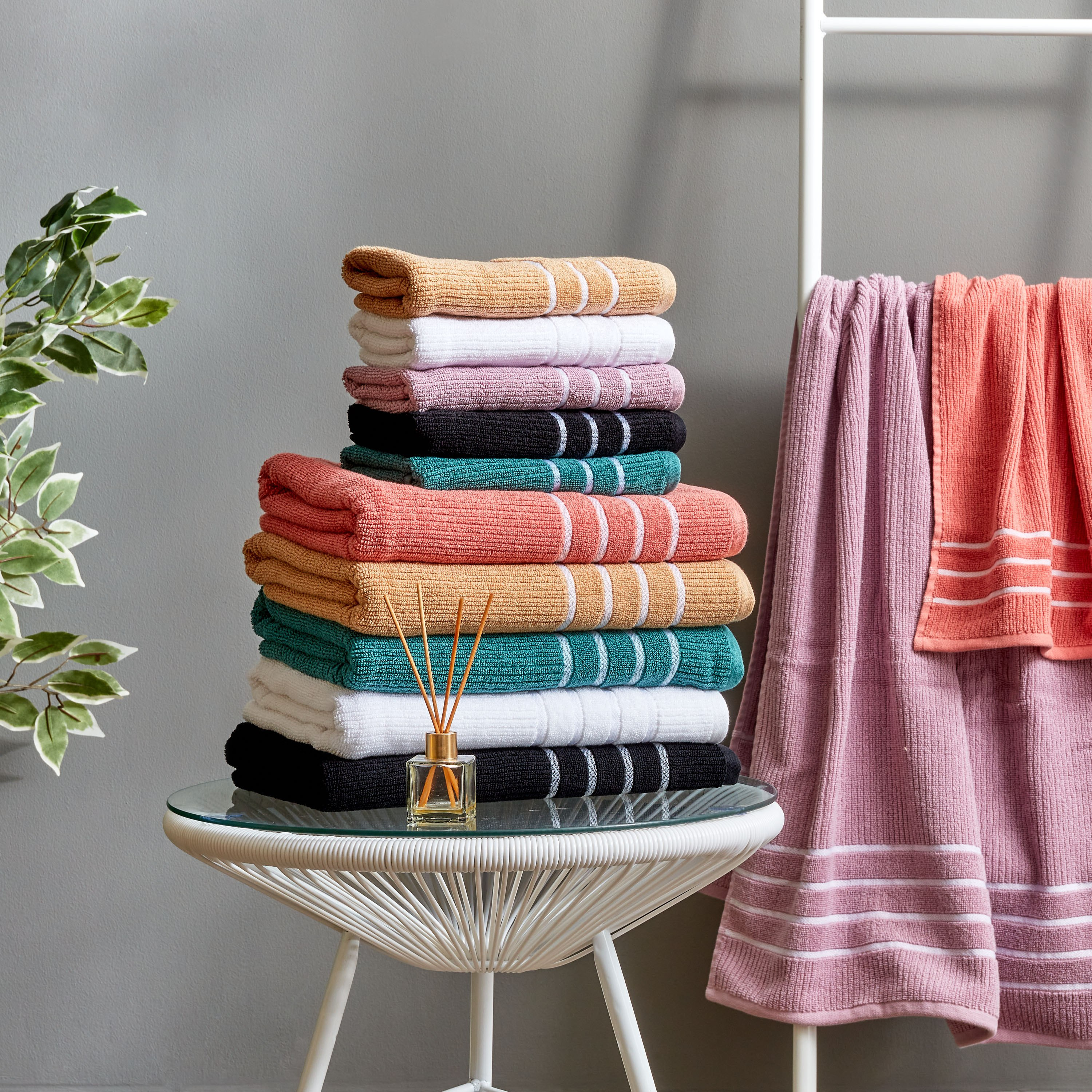 Mateo Ribbed Cotton Bath Towel - 68x136 cm-hbxbathroom-bathroomtextiles-image-4