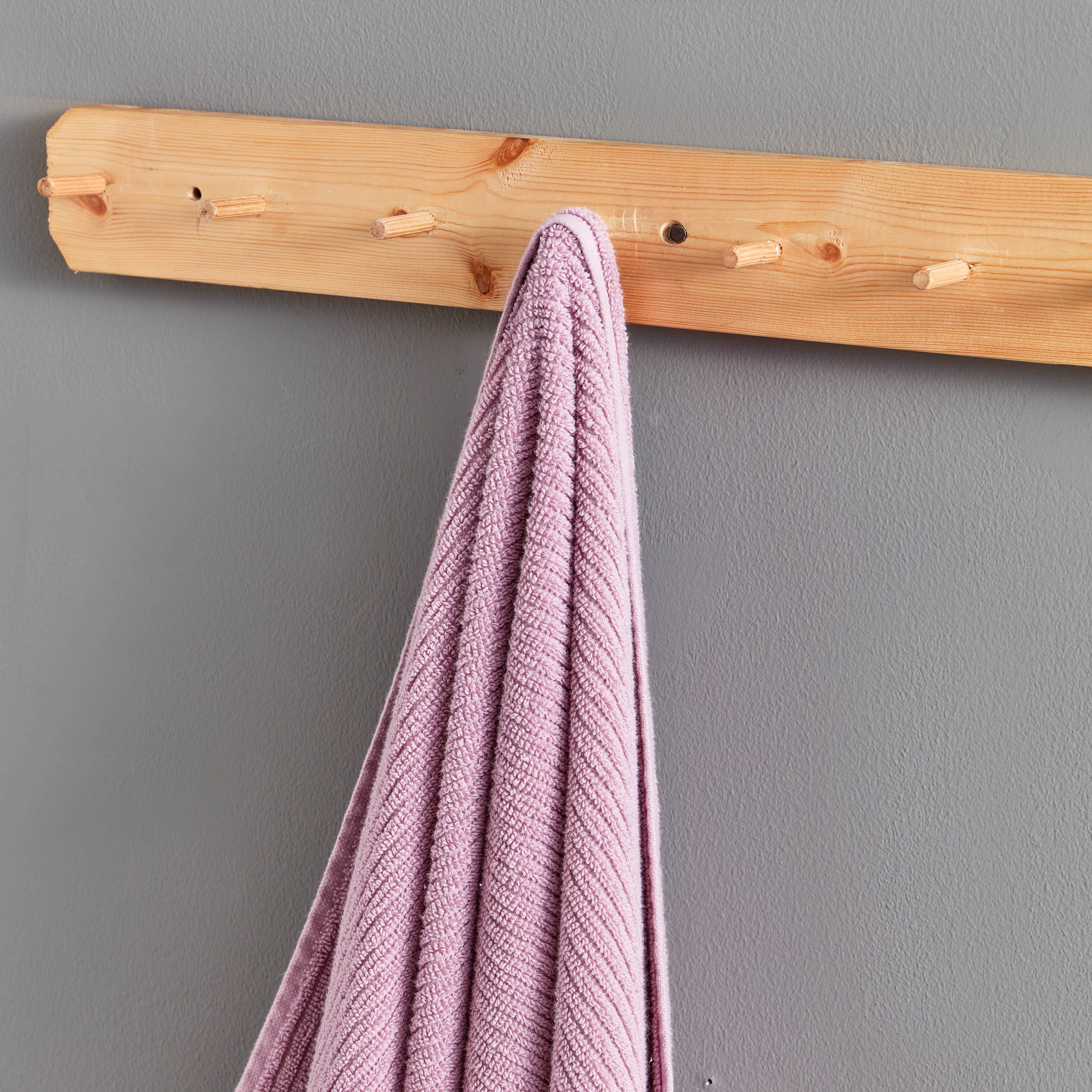 Mateo Ribbed Cotton Bath Towel - 68x136 cm-PROMO_HB_AE_B2G2_011025-image-3