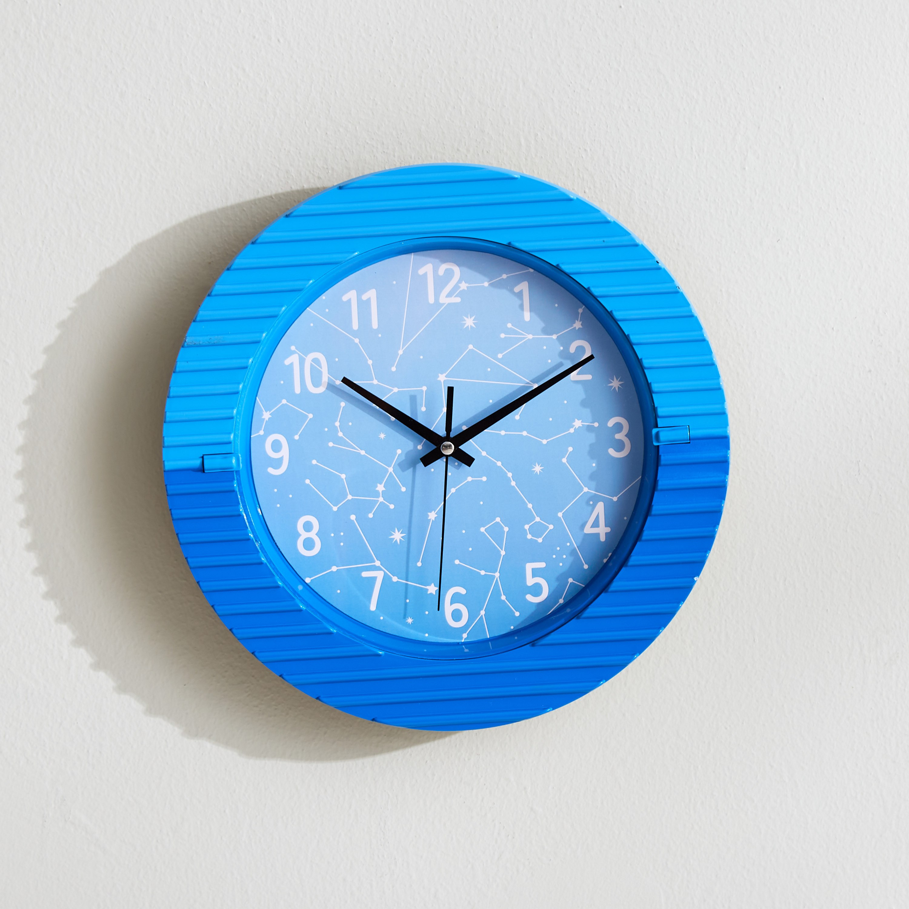 ساعة حائط بتصميم الأبراج من توم - 3.8x25x25 سم-hbxhomeware-hbxkidsandyouth-image-1
