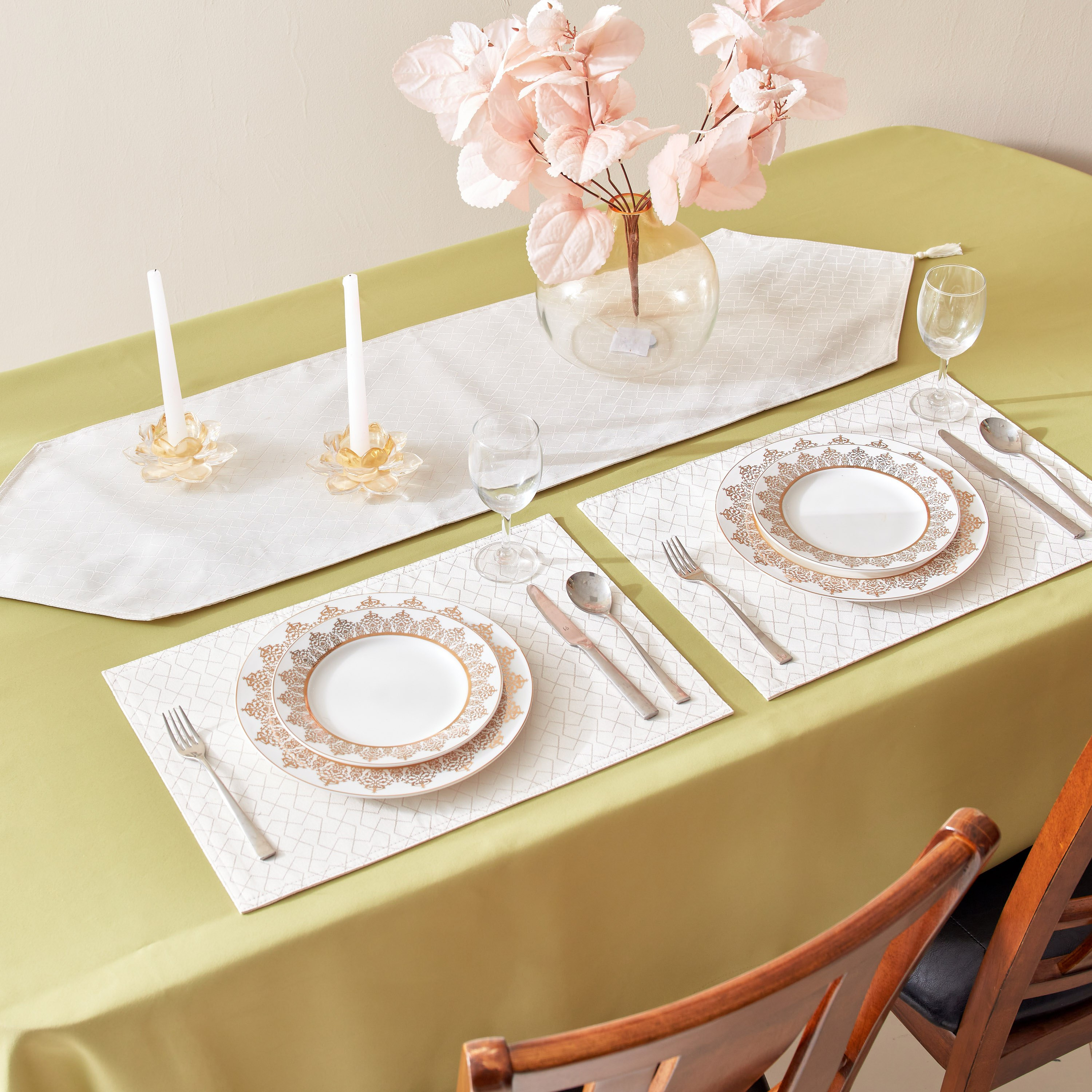 مفرش طاولة جاكارد من هاربر - 33x120 سم-hbxdecorandfurnishings-homefurnishings-tablelinens-image-4