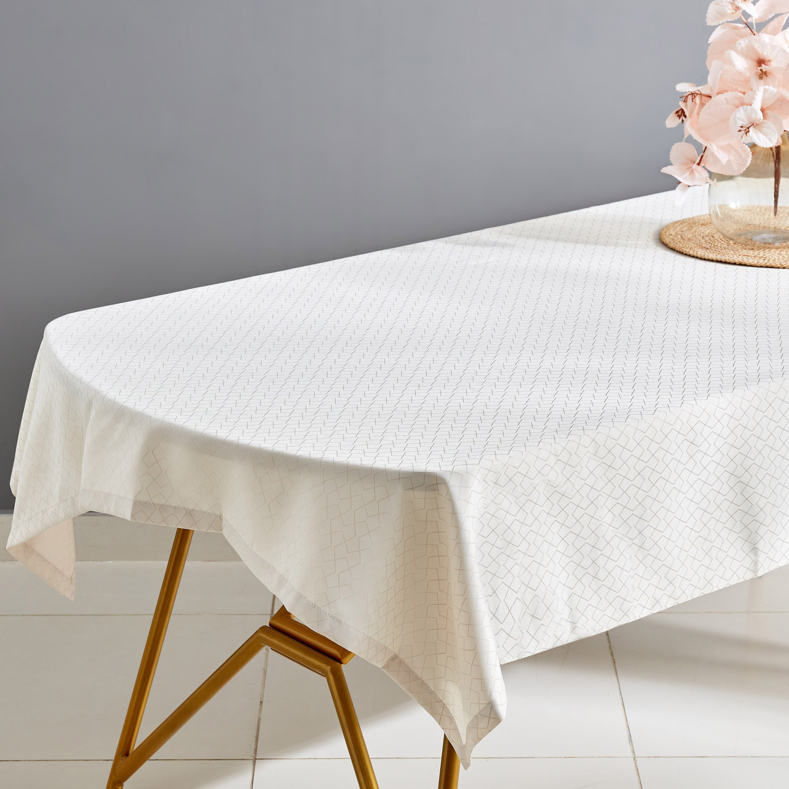 Harper Treillage Jacquard Table Cloth - 140x250 cm-hbxdecorandfurnishings-homefurnishings-tablelinens-image-1