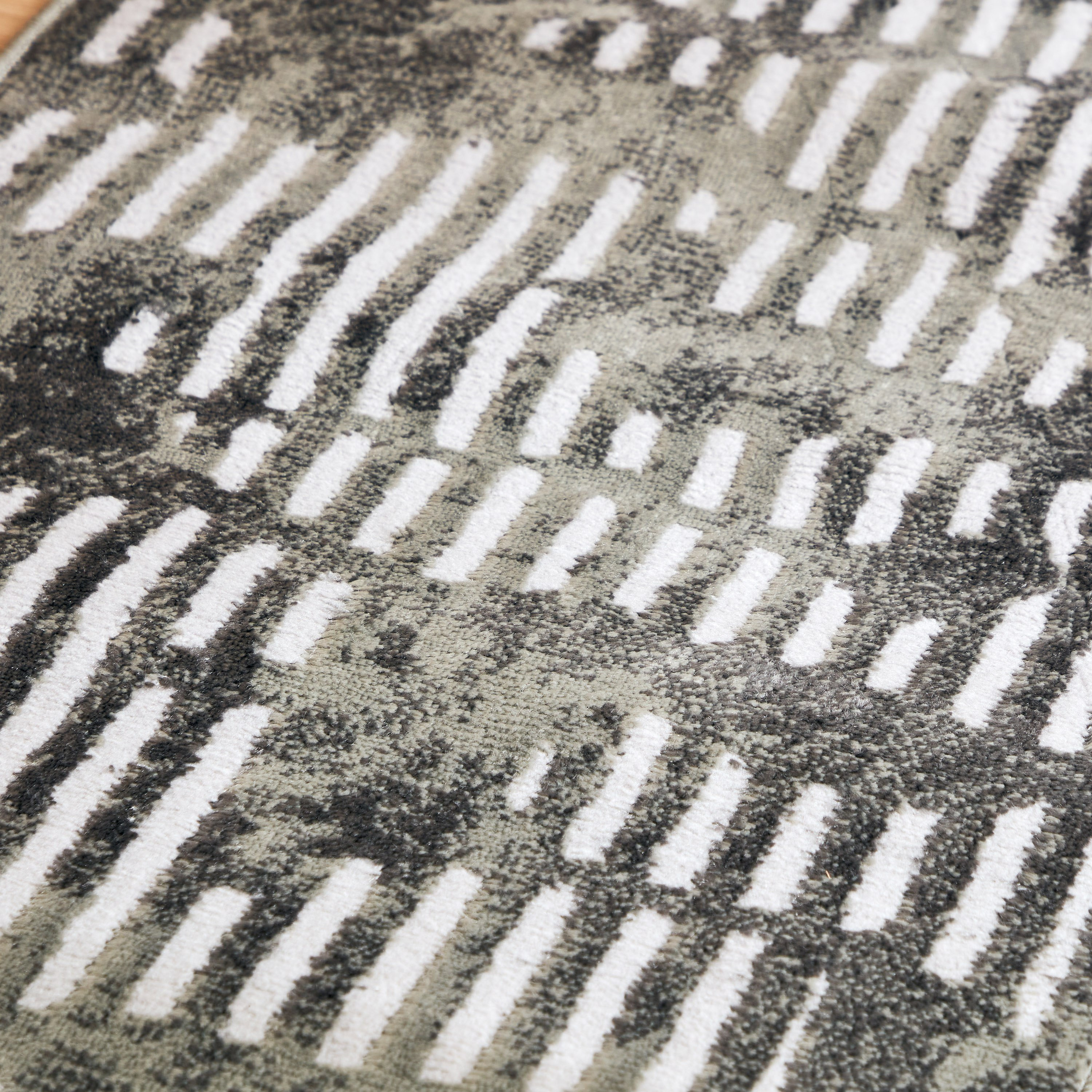 سجادة بولي بروبليين مقاومة للبقع من مشاعل آليا - 60x150 سم-hbxdecorandfurnishings-floorcoverings-rugs-image-3