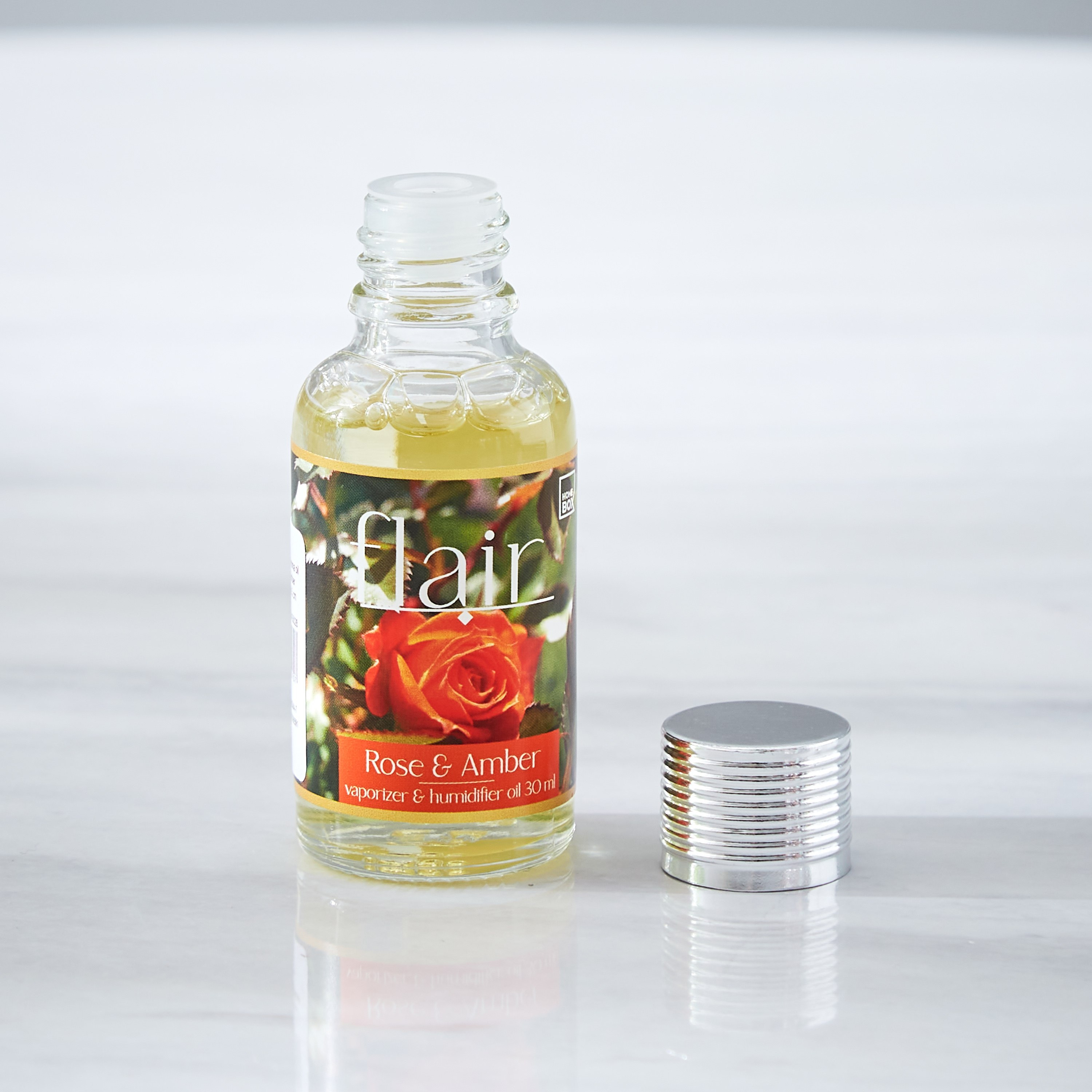Flair Rose and Amber Aroma Oil - 30 ml-hbxhomeware-hbxdecorandfurnishings-image-2