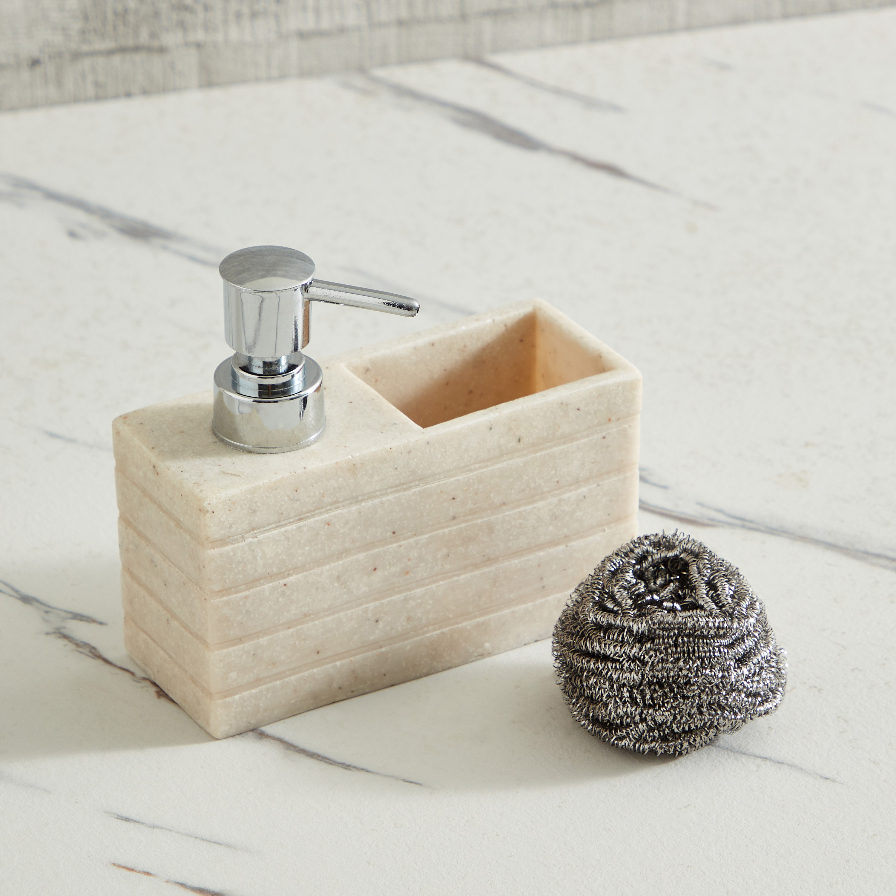 موزع صابون مع مقشر بوليستون - 15.5x6x14 سم-hbxdecorandfurnishings-bathroomaccessories-bathroomsets-image-1
