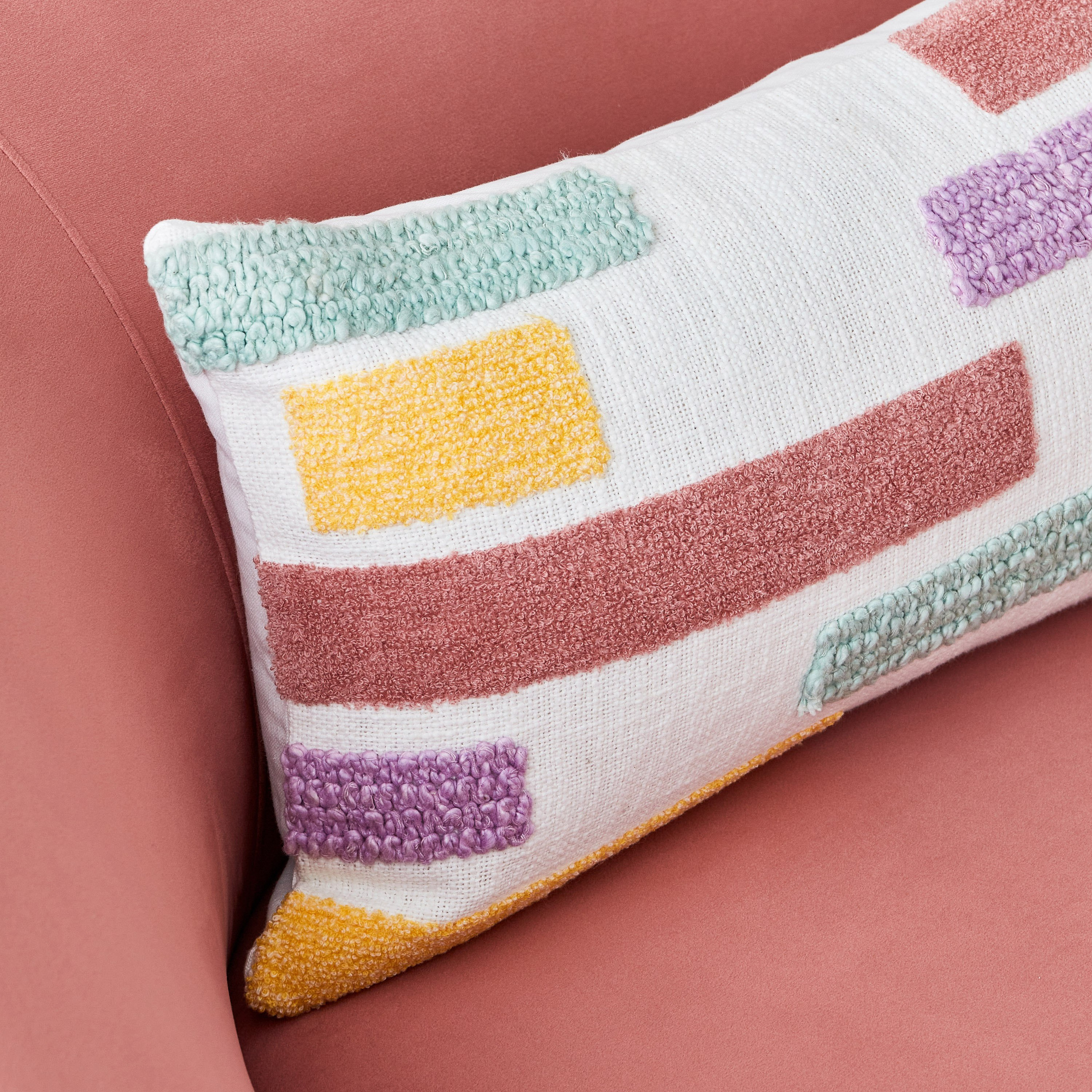 وسادة محشوّة معنقدة من صني ستيت دينيس - 30x50 سم-hbxlivingroom-furnishings-cushionsandcovers-filledcushions-image-2