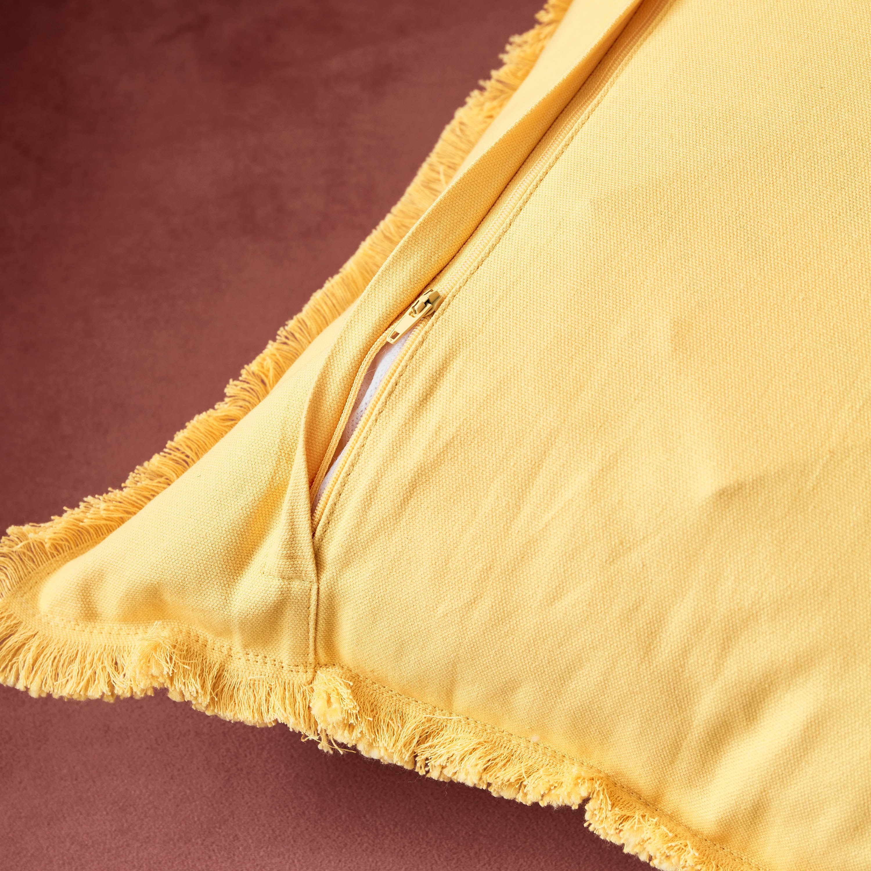 غطاء وسادة سادة سلوب بشراشيب من فريا - 45x45 سم-hbxhomeware-cushionsandcovers-cushioncovers-image-4