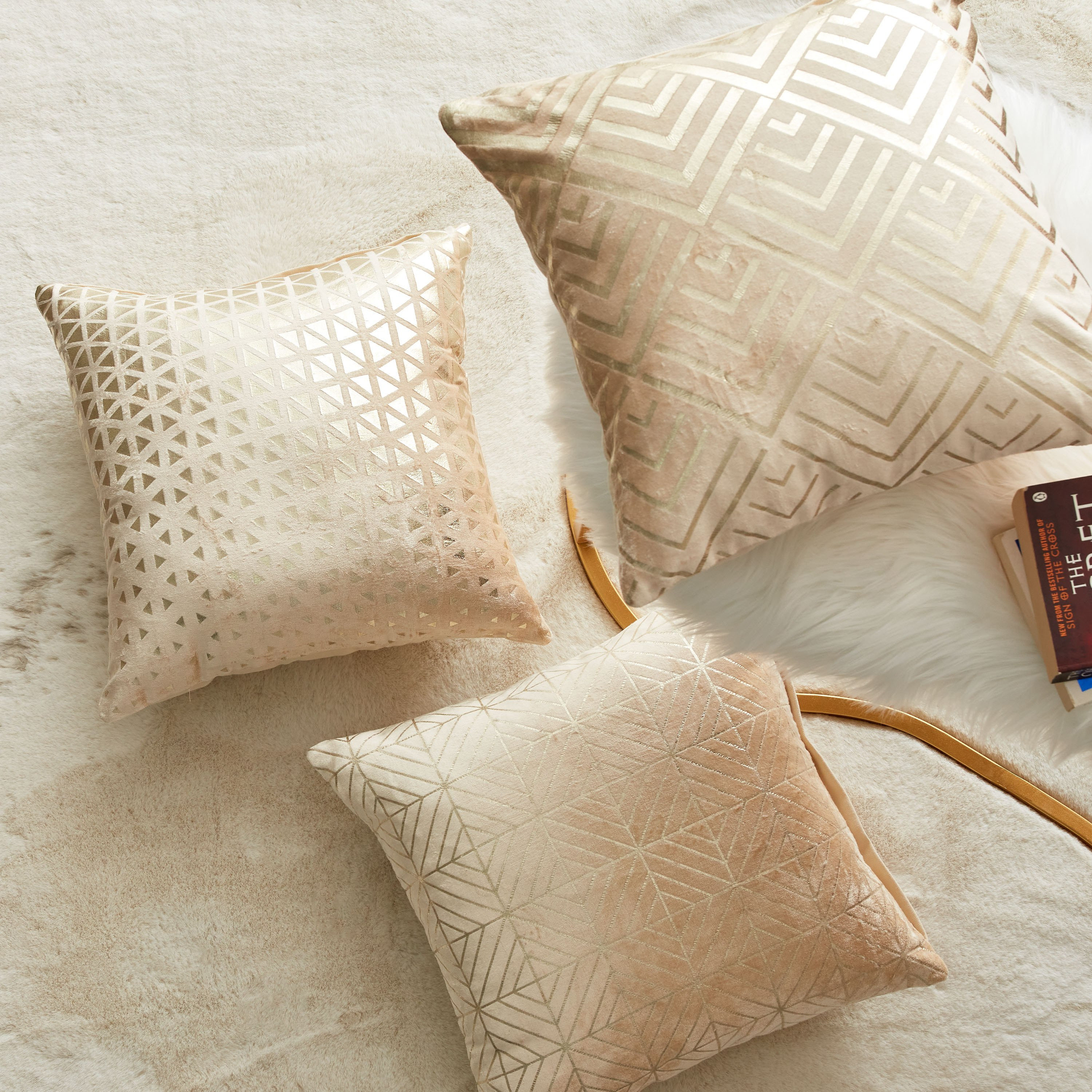 غطاء وسادة مخملي بطبعات فويل من كينسلي - 40x40 سم-hbxhomeware-cushionsandcovers-cushioncovers-image-6
