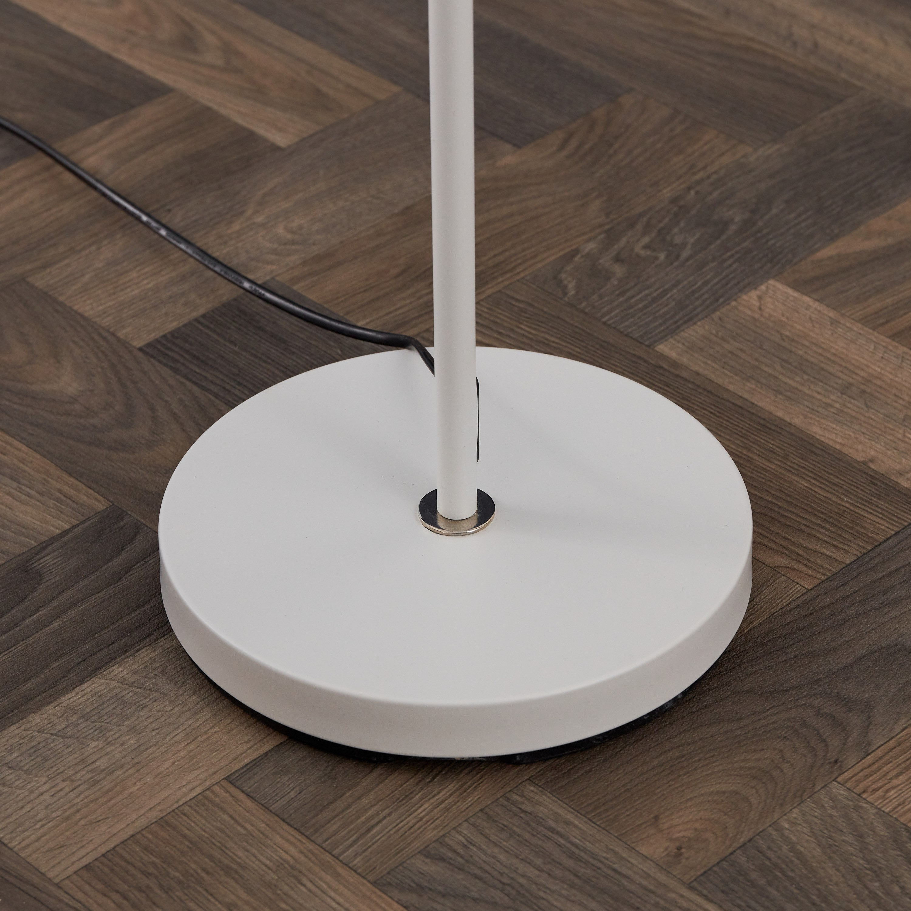 Blaze Metal Arc Floor Lamp with Shade - 145 cm-hbxhomeware-hbxdecorandfurnishings-image-4