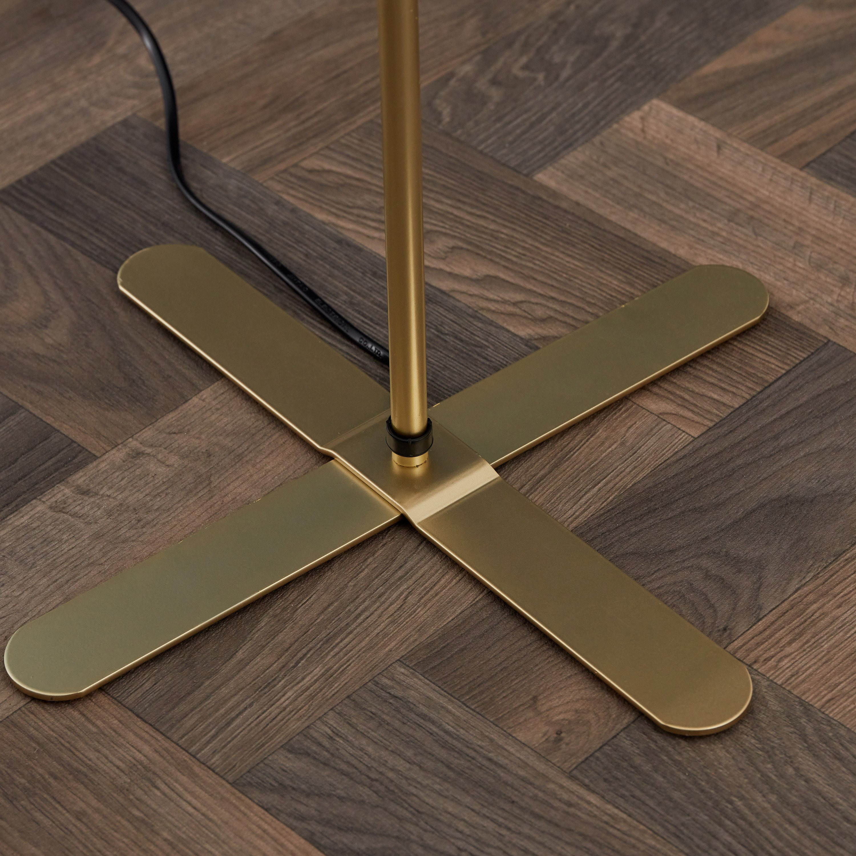 Blaze Metal Floor Lamp with Shade - 149 cm-hbxhomeware-hbxdecorandfurnishings-image-4