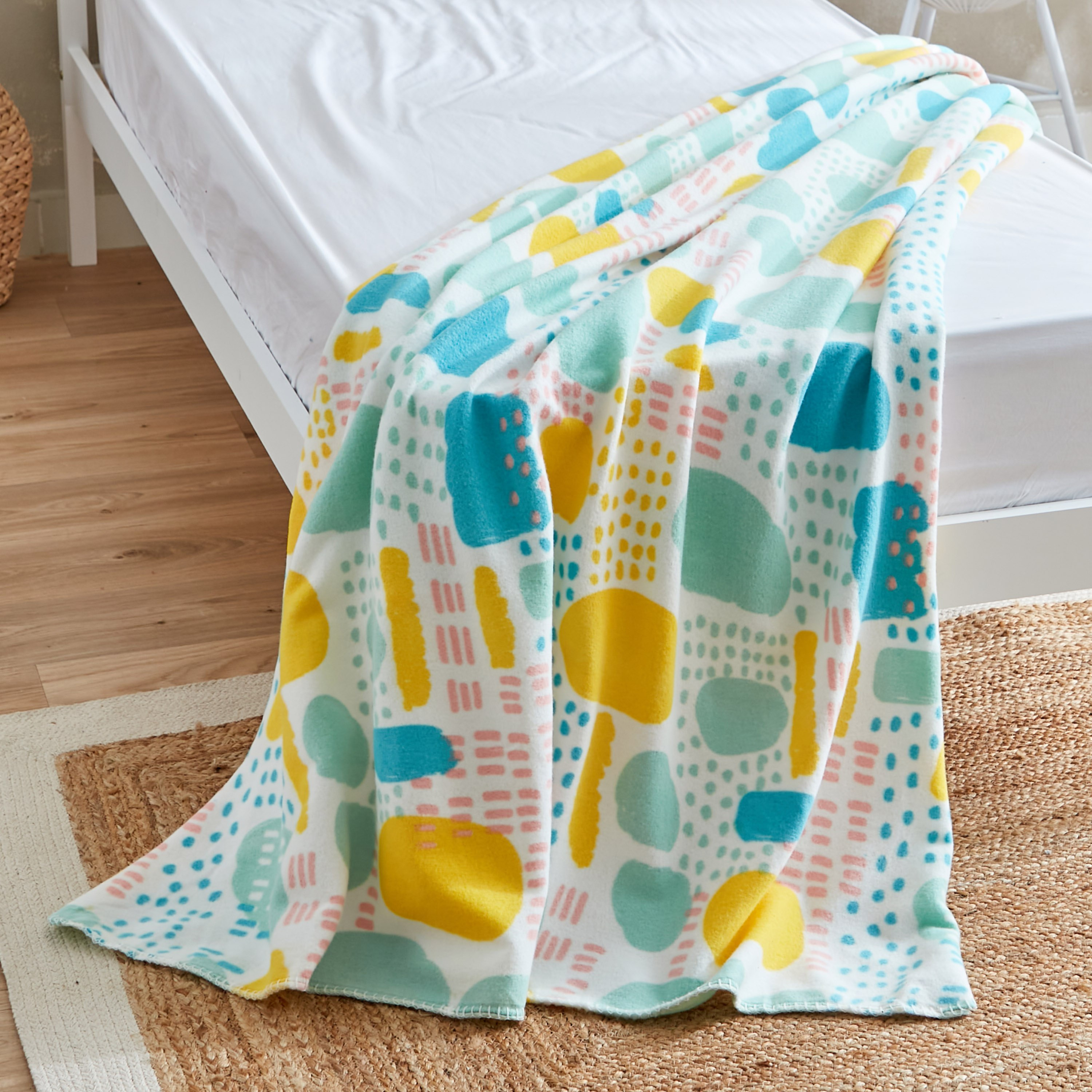 بطانية صوف بولار مزدوجة بطبعات من أتلانتا لويس - 140x200 سم-hbxhomeware-hbxbedroom-image-4