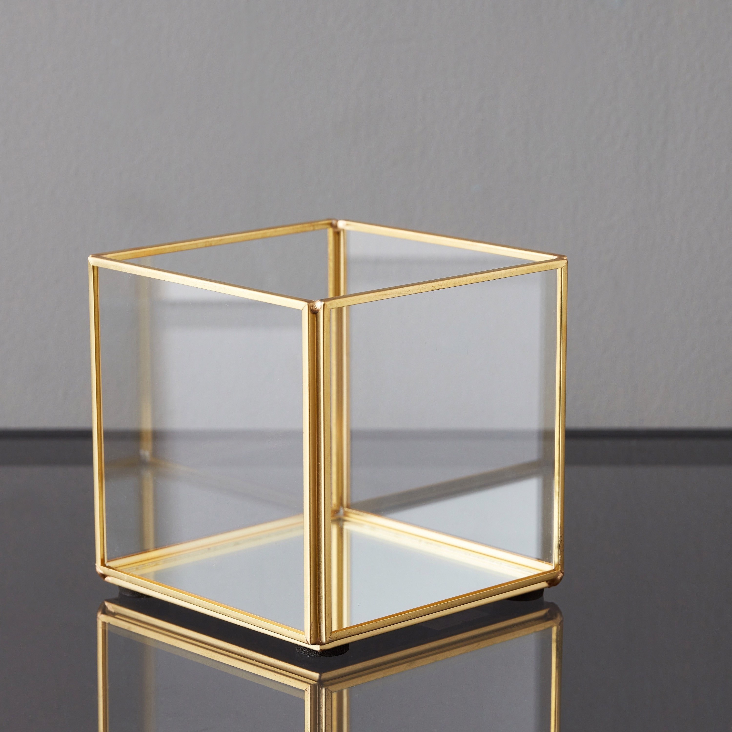 Verity Candleholder - 10x10x10 cm-hbxlivingroom-decorandaccessories-candleholders-image-2