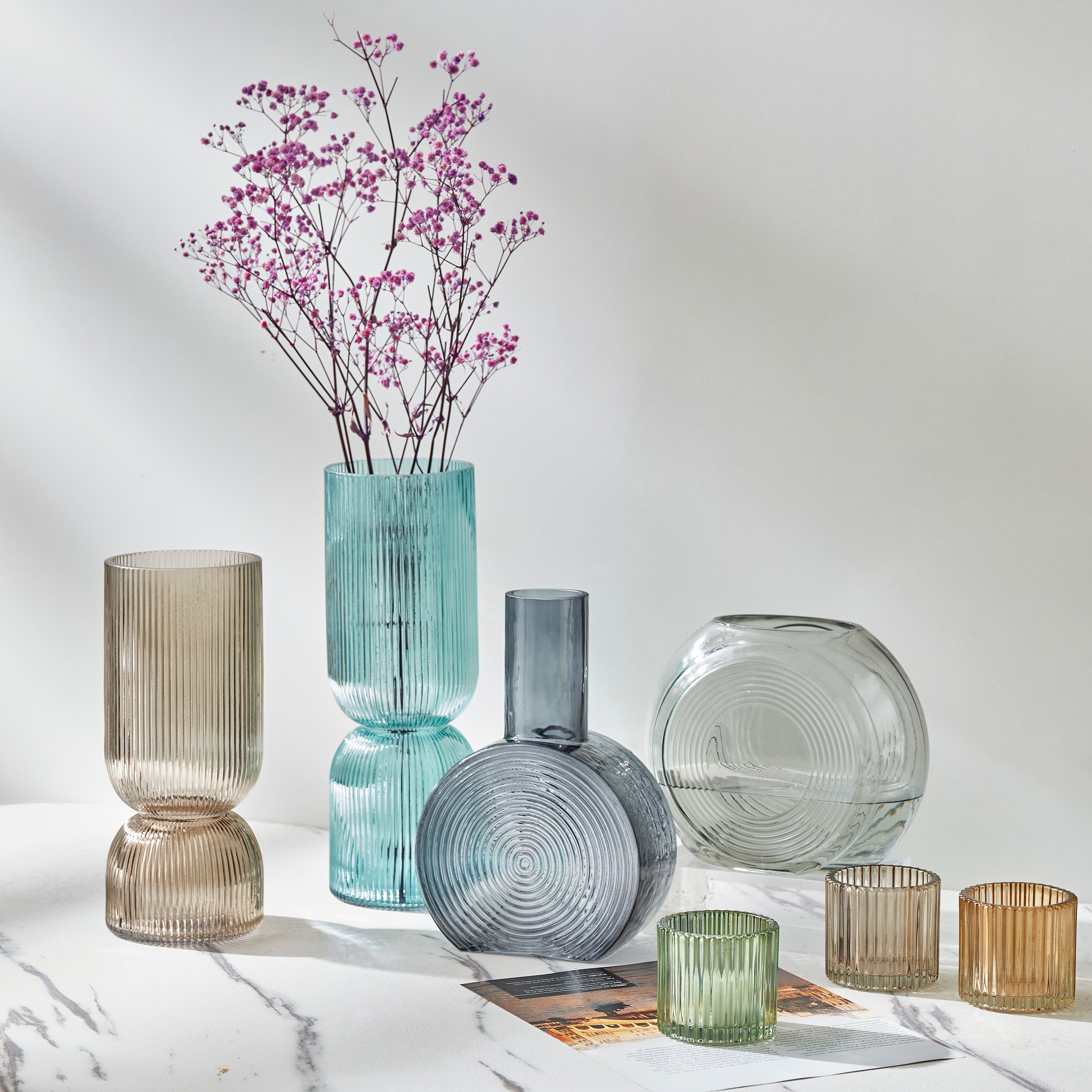 حامل شموع زجاجي مضلّع مرشوش من أوريك - طقم من 3 قطع-hbxlivingroom-decorandaccessories-candleholders-image-4