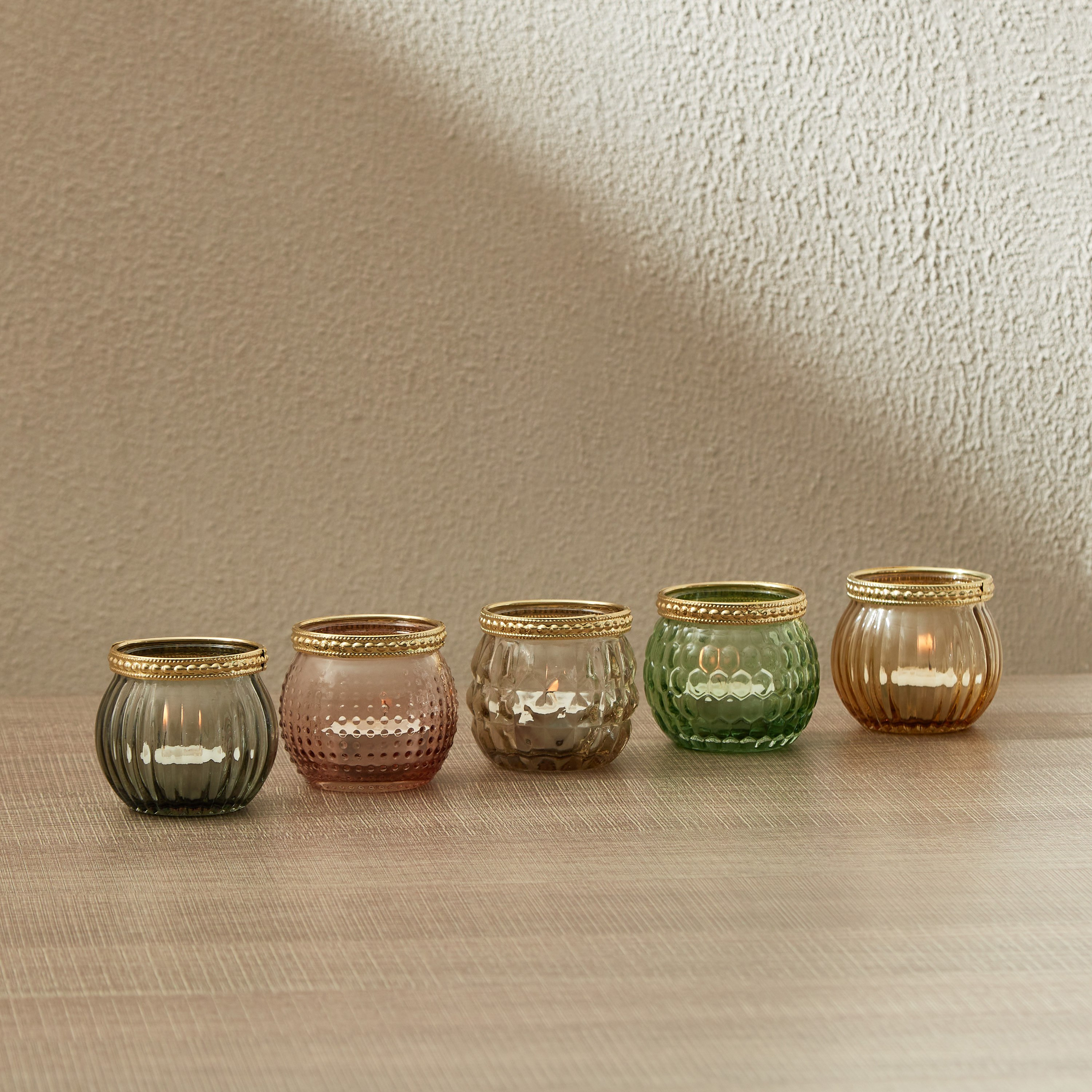 حاملات شموع من الزجاج والمعدن من أوريك ديكو - طقم من 5 قطع-hbxlivingroom-decorandaccessories-candleholders-image-1