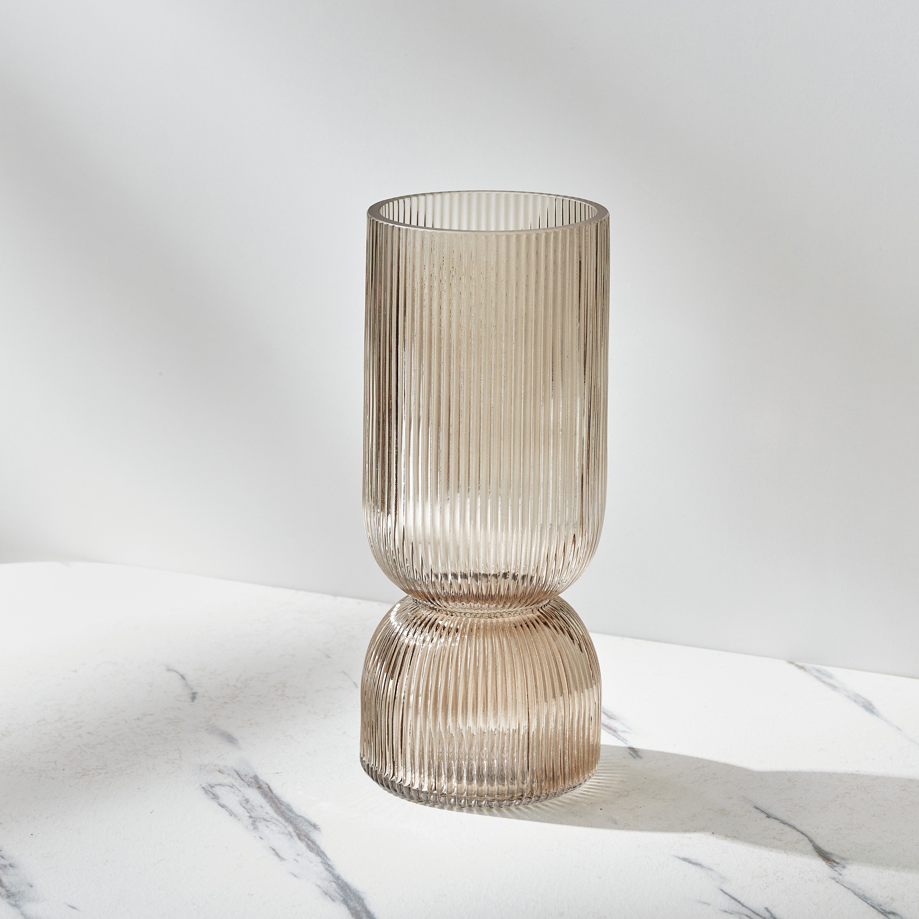 مزهرية زجاجية مضلعة مزدوجة الرش من أوريك-hbxbedroom-decorandaccessories-vases-image-1