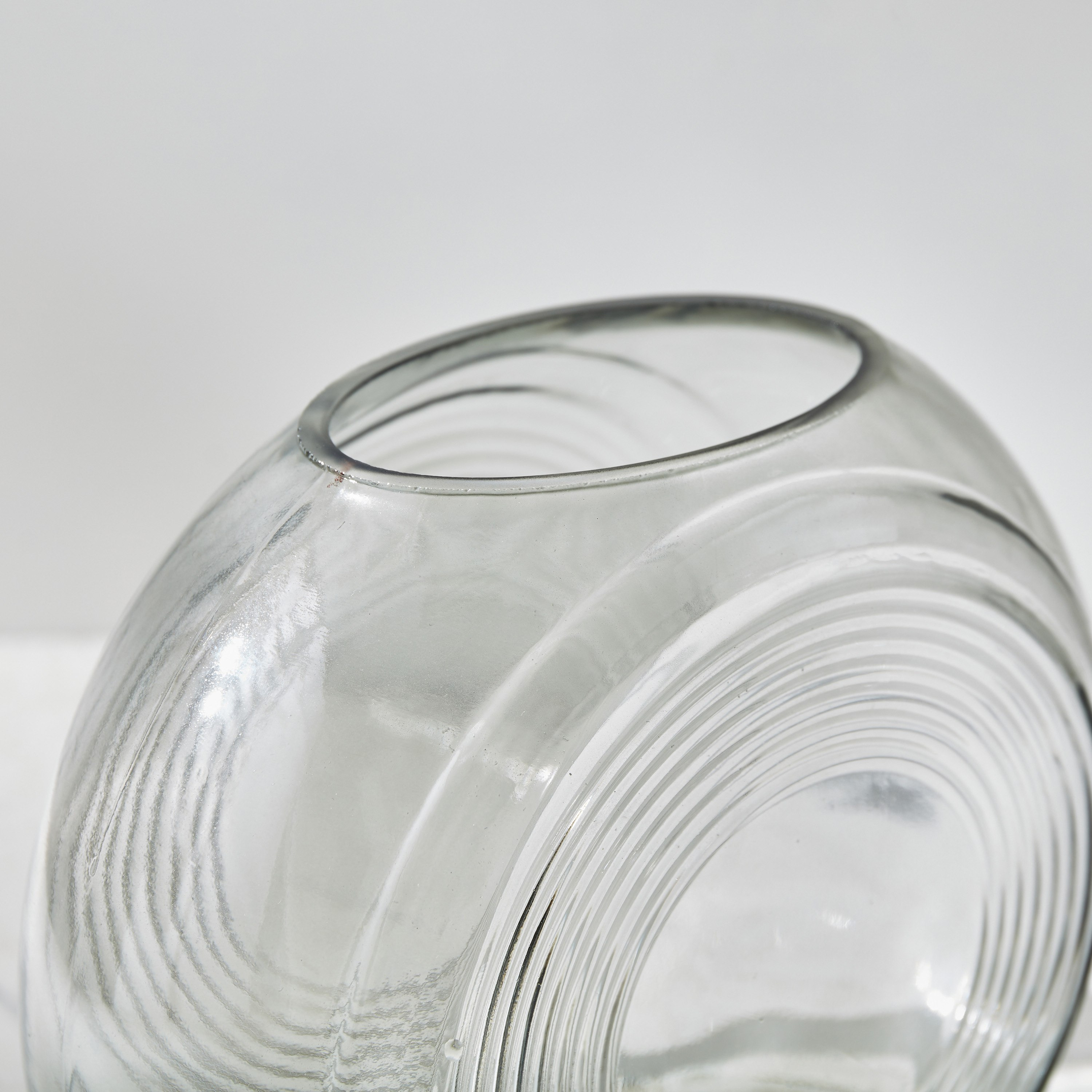 Auric Sprayed Round Glass Vase-hbxbedroom-decorandaccessories-vases-image-3