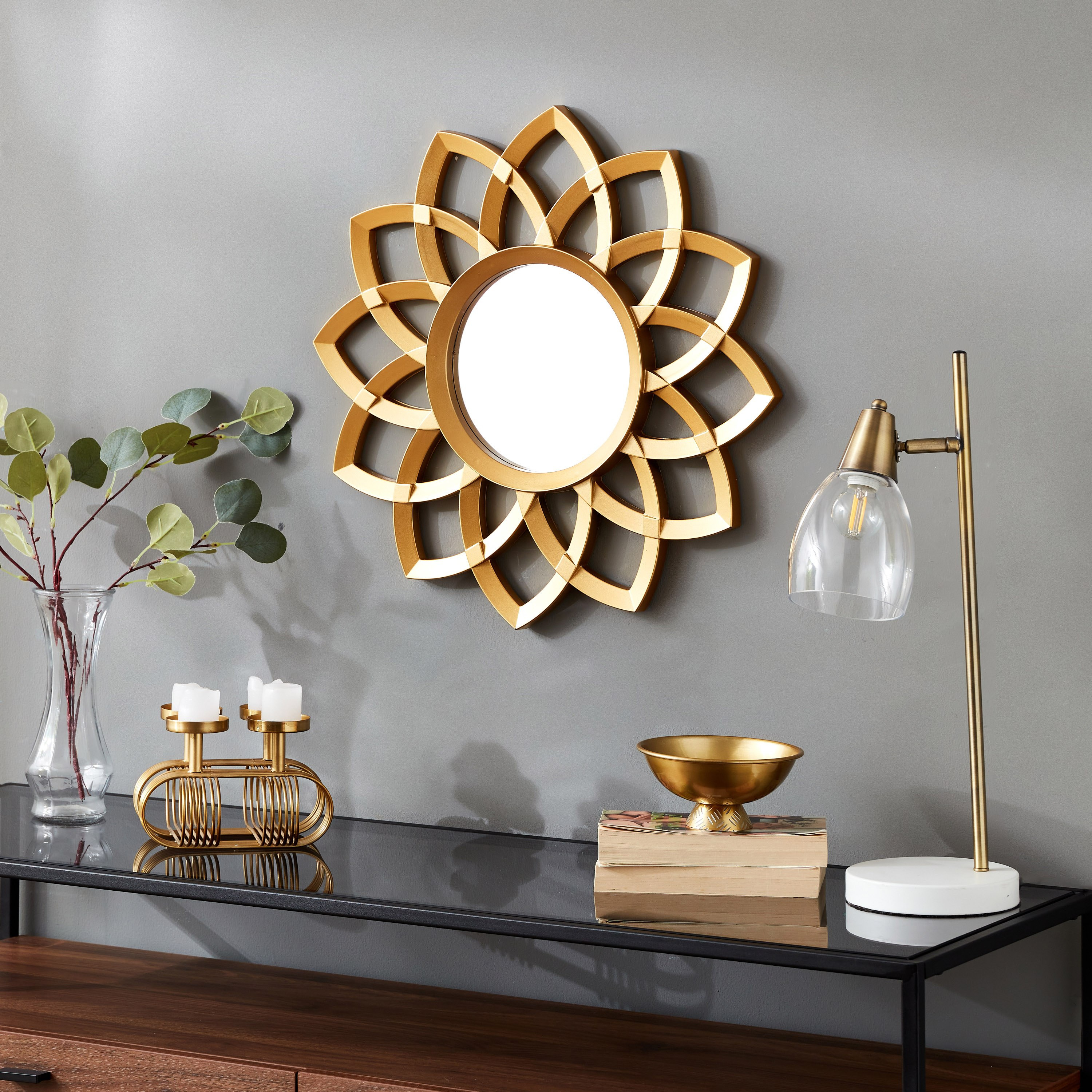 مرآة بتصميم زهرة من ميراج - 50.5x50.5x2.5 سم-hbxhomeware-hbxdecorandfurnishings-image-1