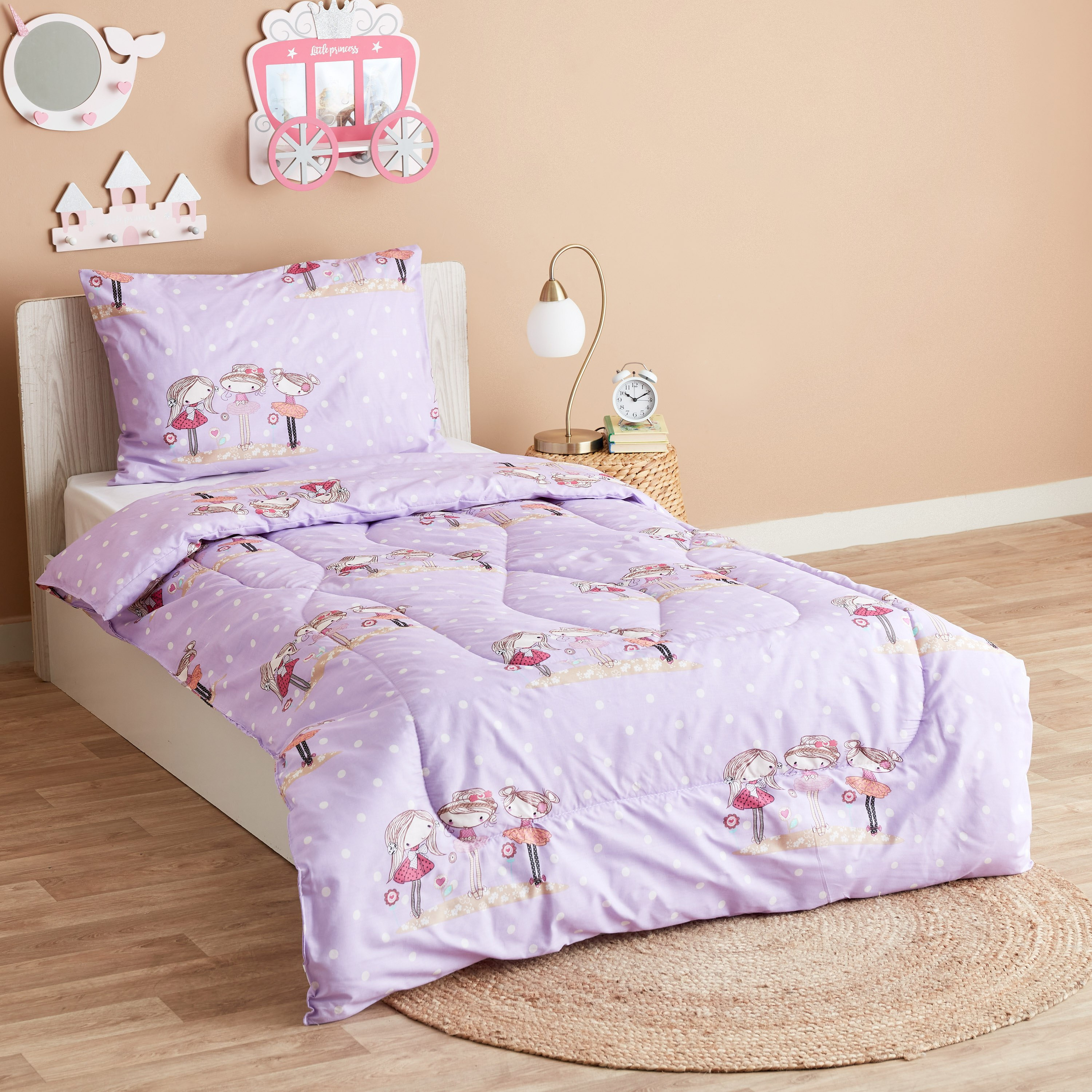 Luke Friends 2-Piece Single Comforter Set - 135x220 cm-hbxhomeware-hbxkidsandyouth-image-1