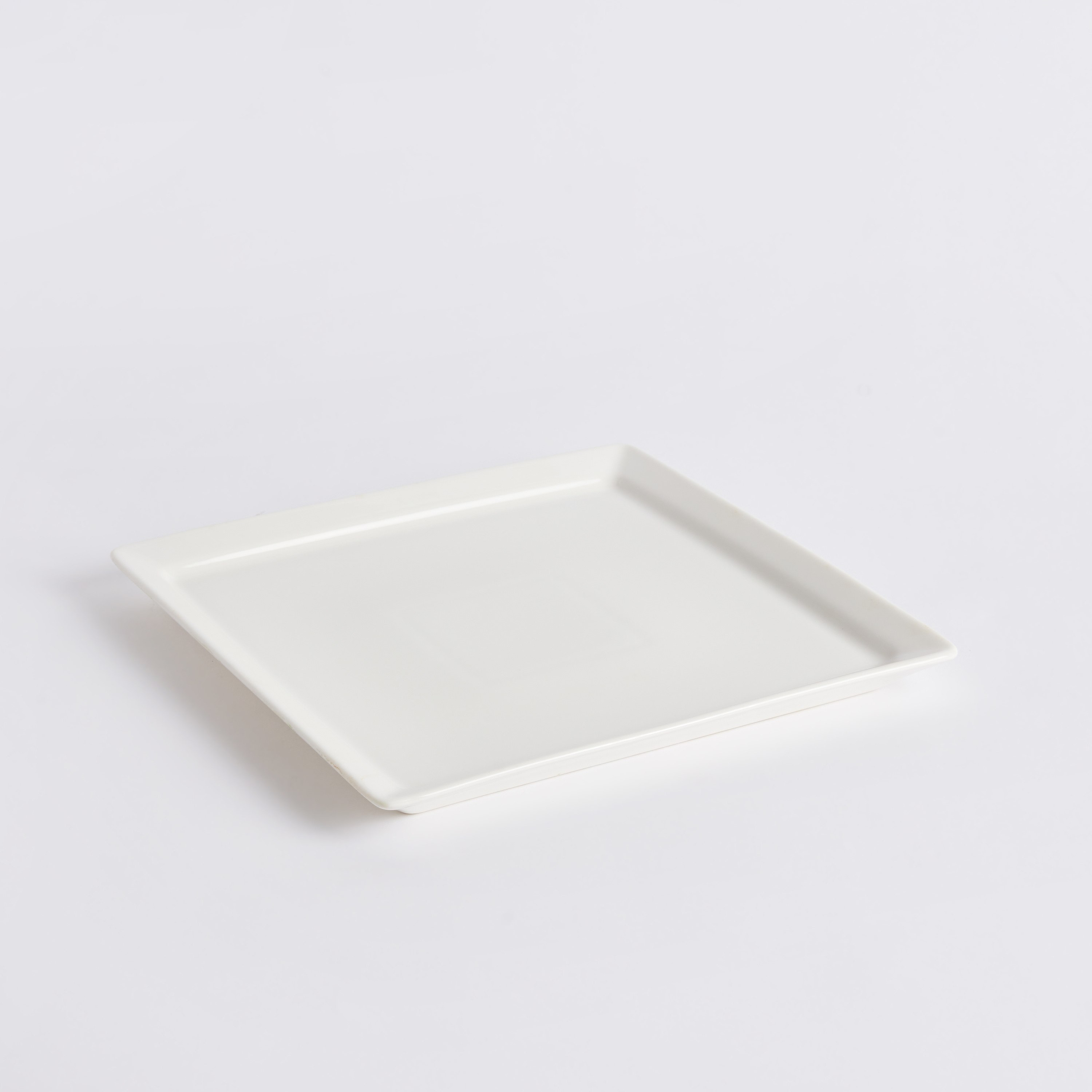 صحن تقديم مربّع من هوسبيتاليتي - 26x26 سم-hbxdecorandfurnishings-tabletop-crockery-image-6