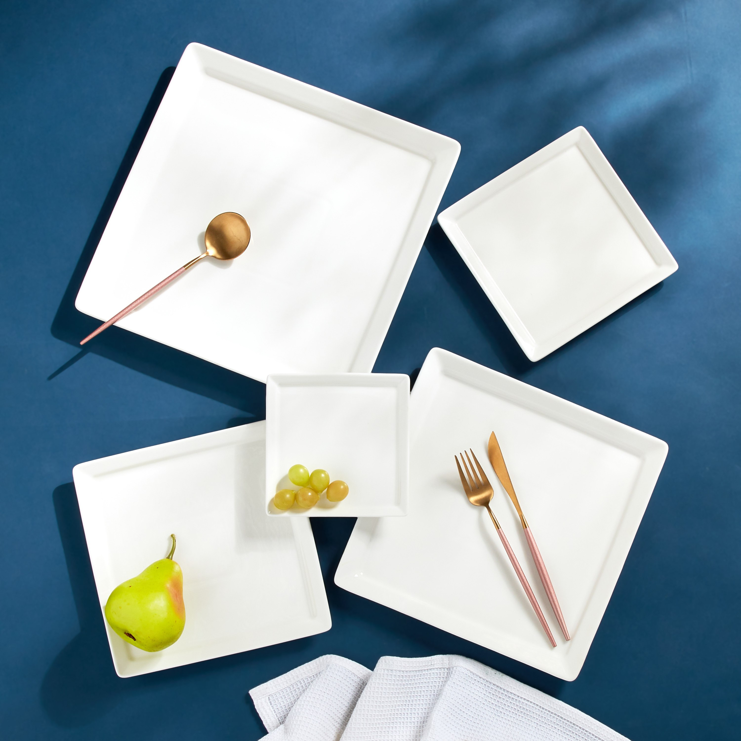 صحن تقديم مربّع من هوسبيتاليتي - 30x30 سم-hbxdecorandfurnishings-tabletop-crockery-image-4