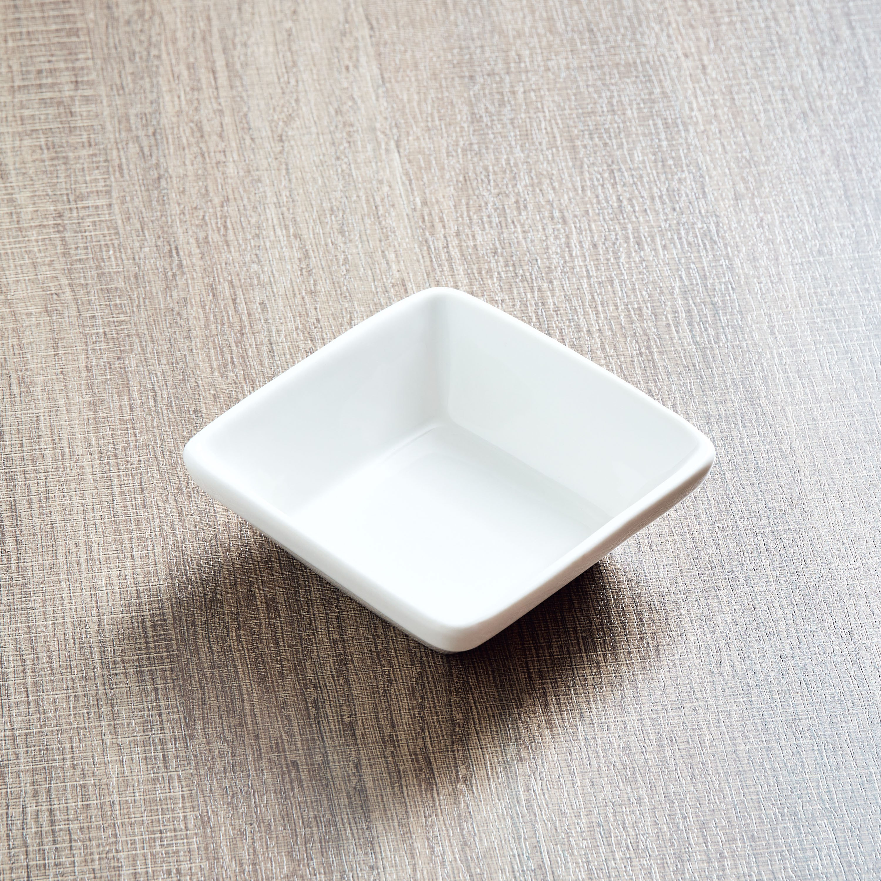 وعاء مربع من هوسبيتاليتي - 11.4 سم-hbxdecorandfurnishings-tabletop-crockery-image-1