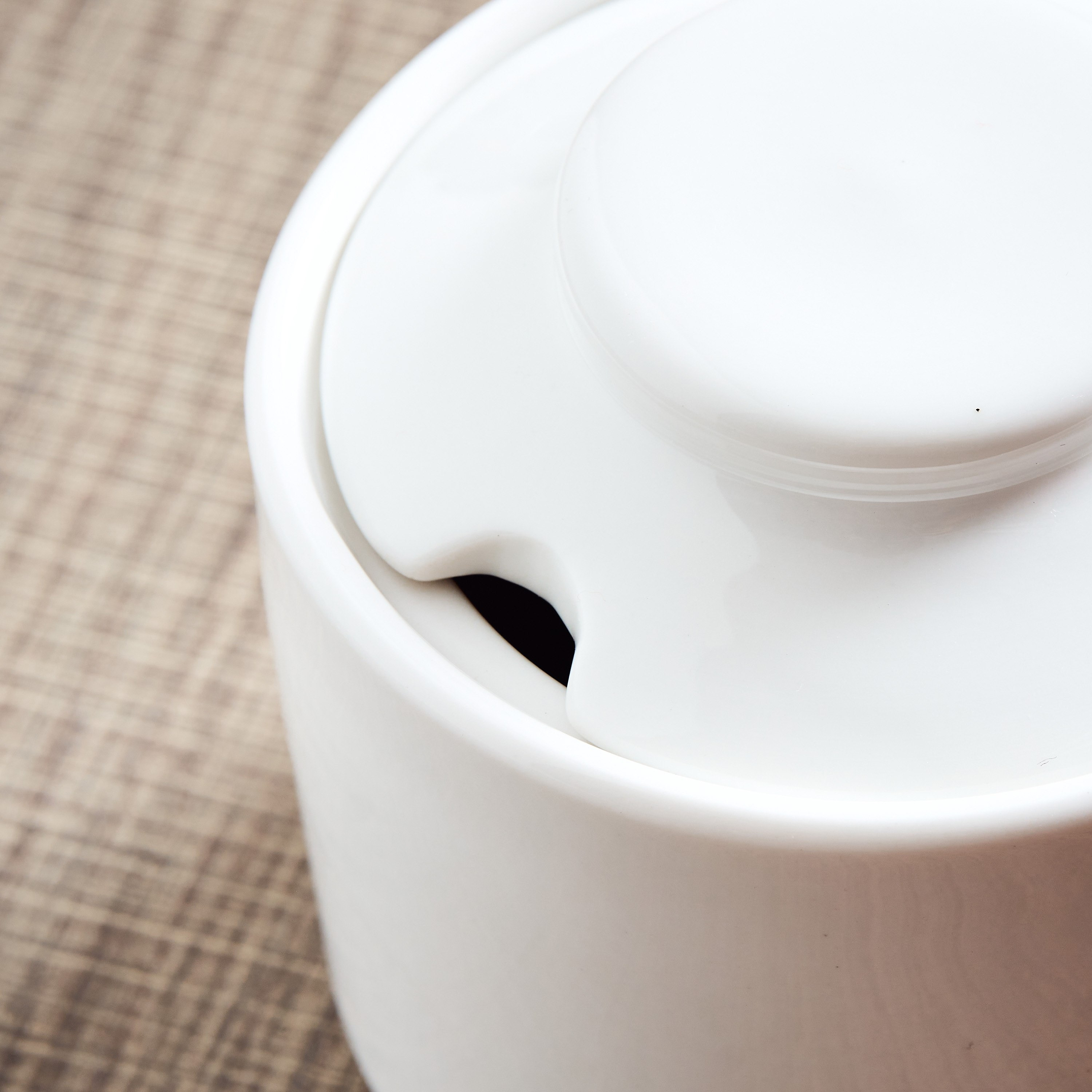 وعاء سكر بغطاء من هوسبيتاليتي - 8.75 سم-hbxhomeware-diningandtabletop-coffeeandteasets-image-3