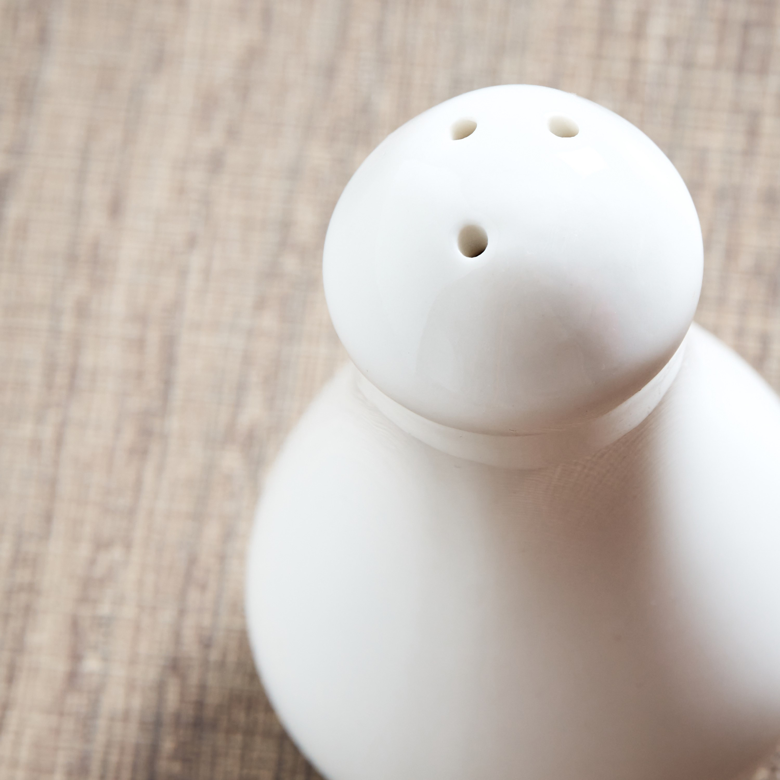 طقم رجّاجة ملح وفلفل من هوسبيتاليتي-hbxhomeware-hbxkitchen-image-3