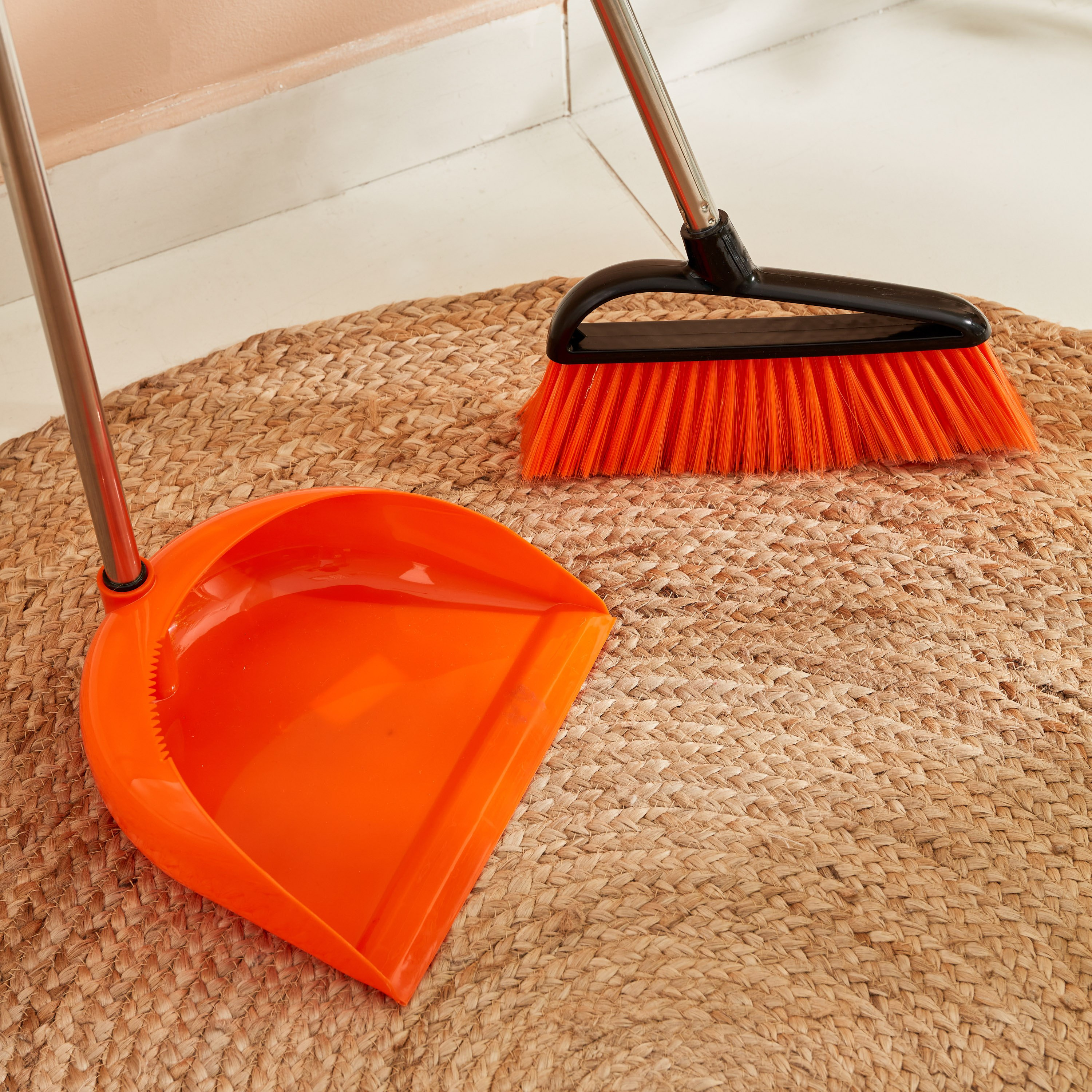 طقم مكنسة تنظيف مع وعاء غبار من رويال-hbxbathroom-laundry-cleaningaccessories-image-4