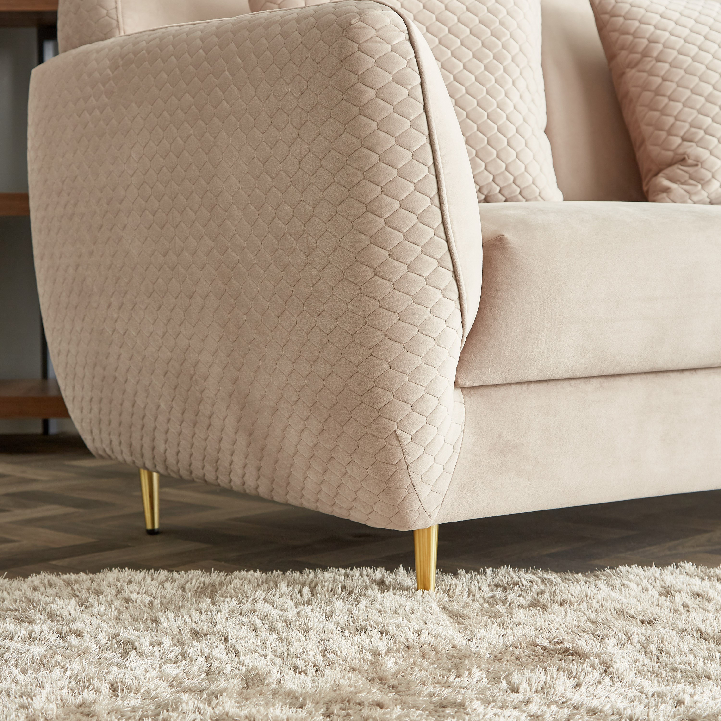 كنبة مخملية مقعدين مع وسادتين من تيهاني-hbxlivingroom-sofasandarmchairs-sofas-image-3