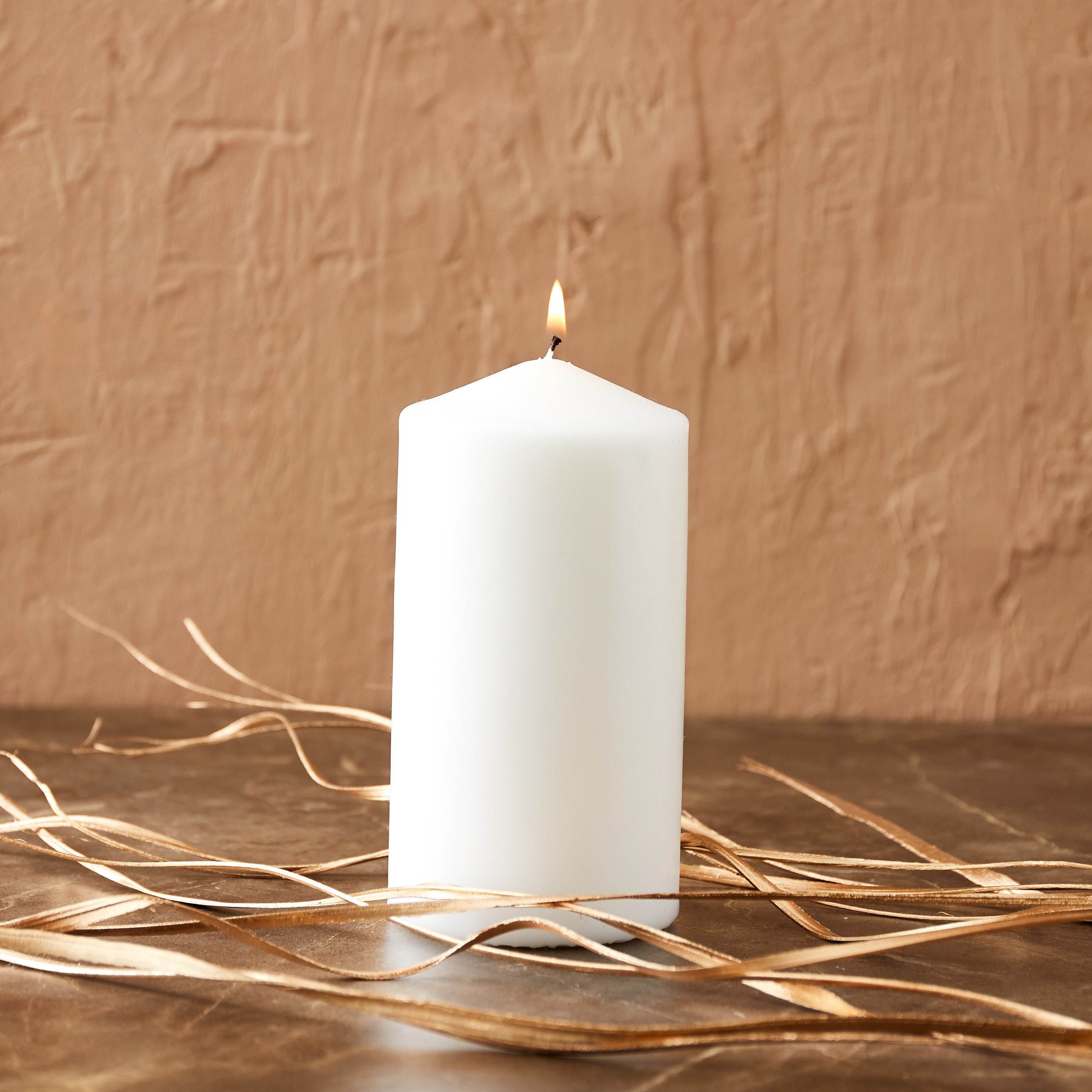 شمعة عمودية من ميا - 7x15 سم-hbxhomeware-hbxdecorandfurnishings-image-1
