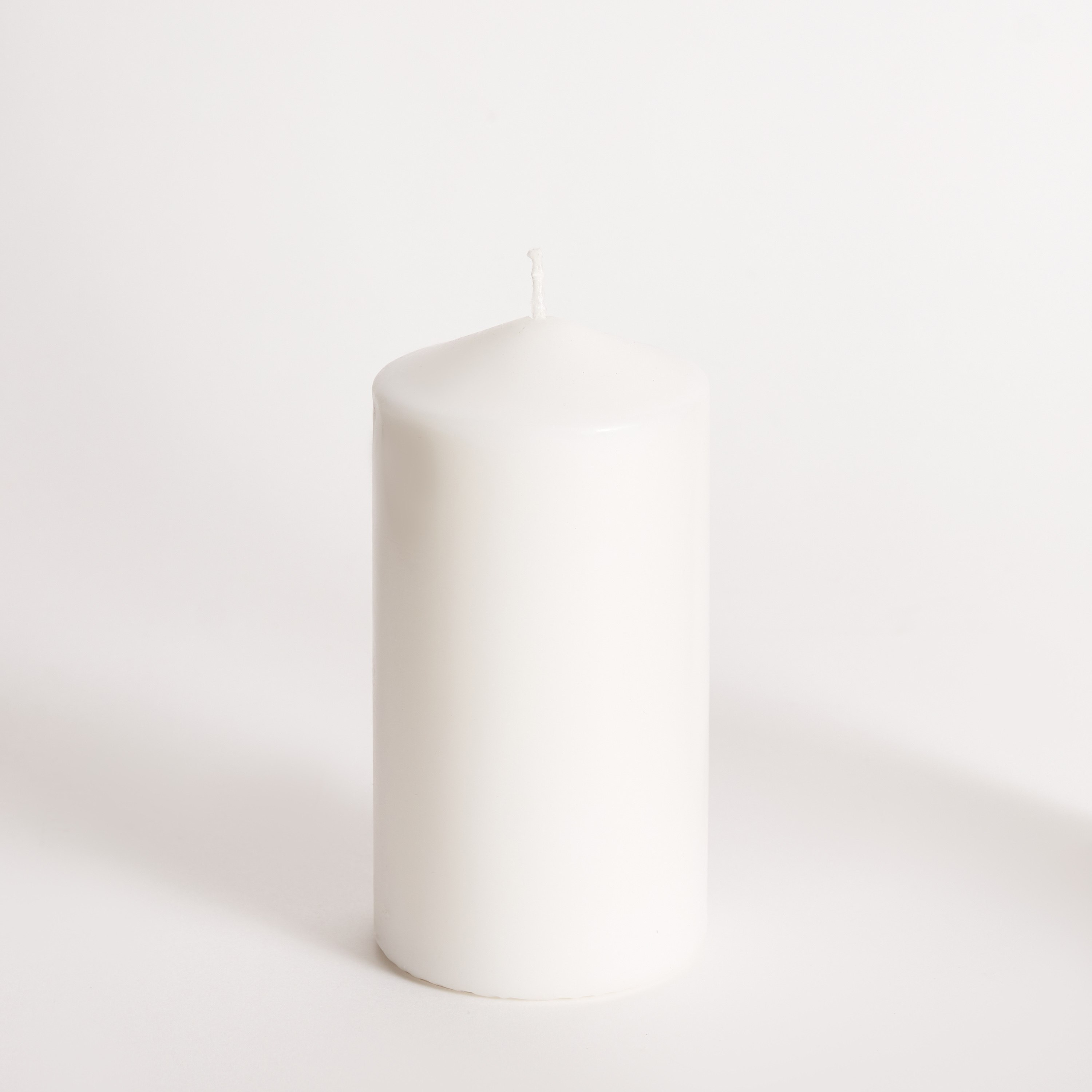 شمعة عمودية من ميا - 7x15 سم-hbxhomeware-hbxdecorandfurnishings-image-5