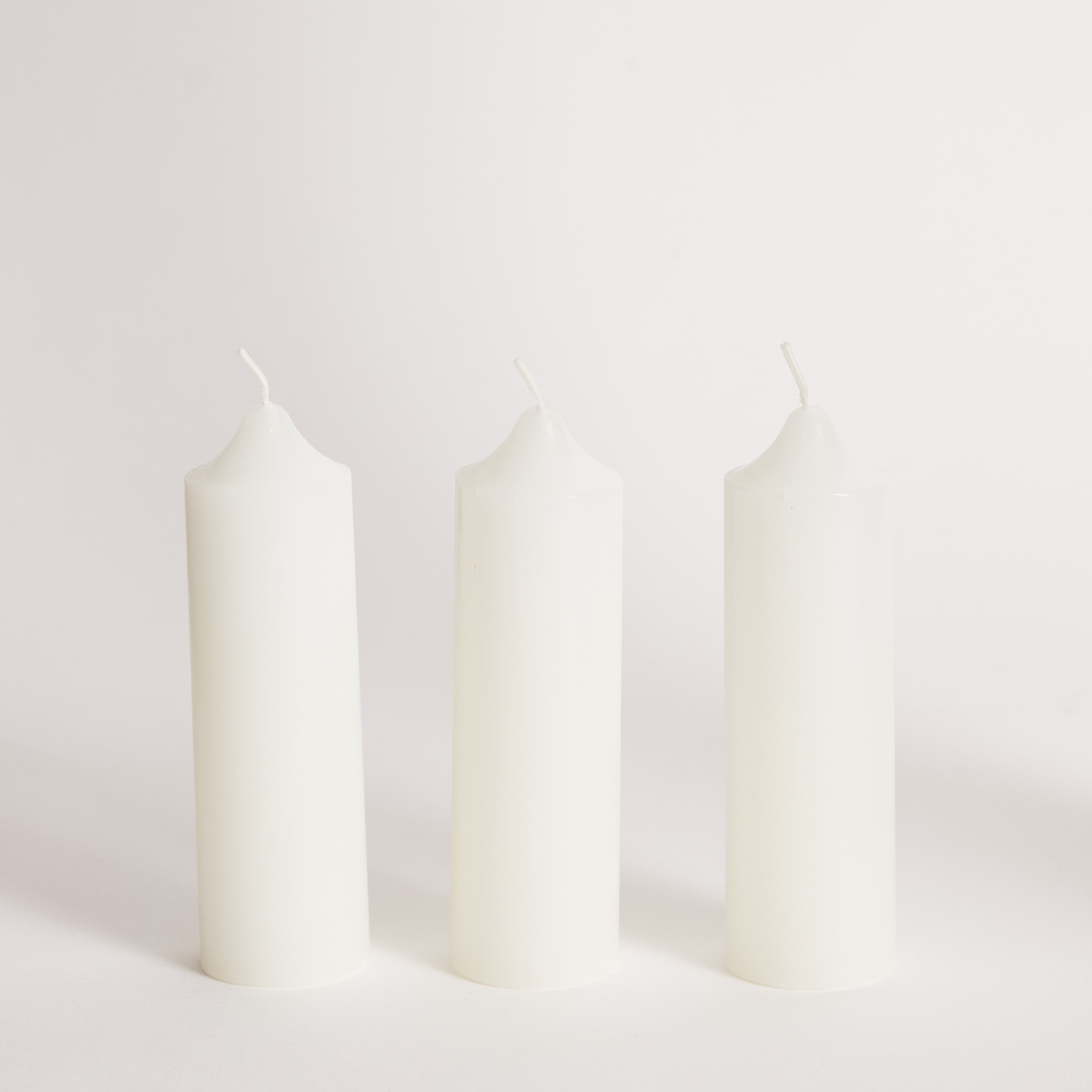طقم شموع عمودية 3 قطع من ميا - 13x4 سم-hbxlivingroom-decorandaccessories-candles-image-5