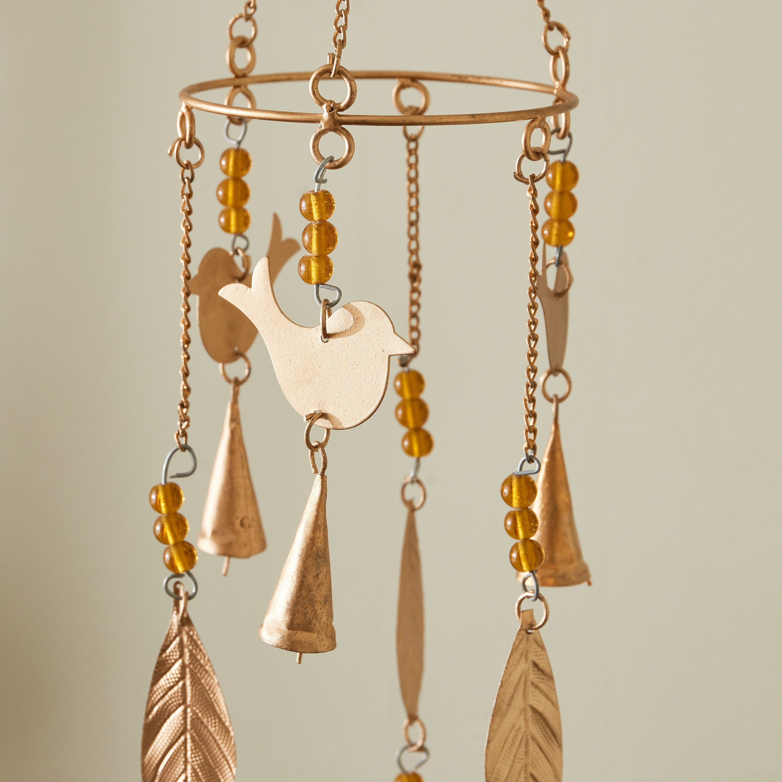 جرس رياح بتصميم عصفور وأوراق شجر من زاهارا - 12.7x12.7x50.5 سم-hbxdecorandfurnishings-homeaccessories-novelties-image-3