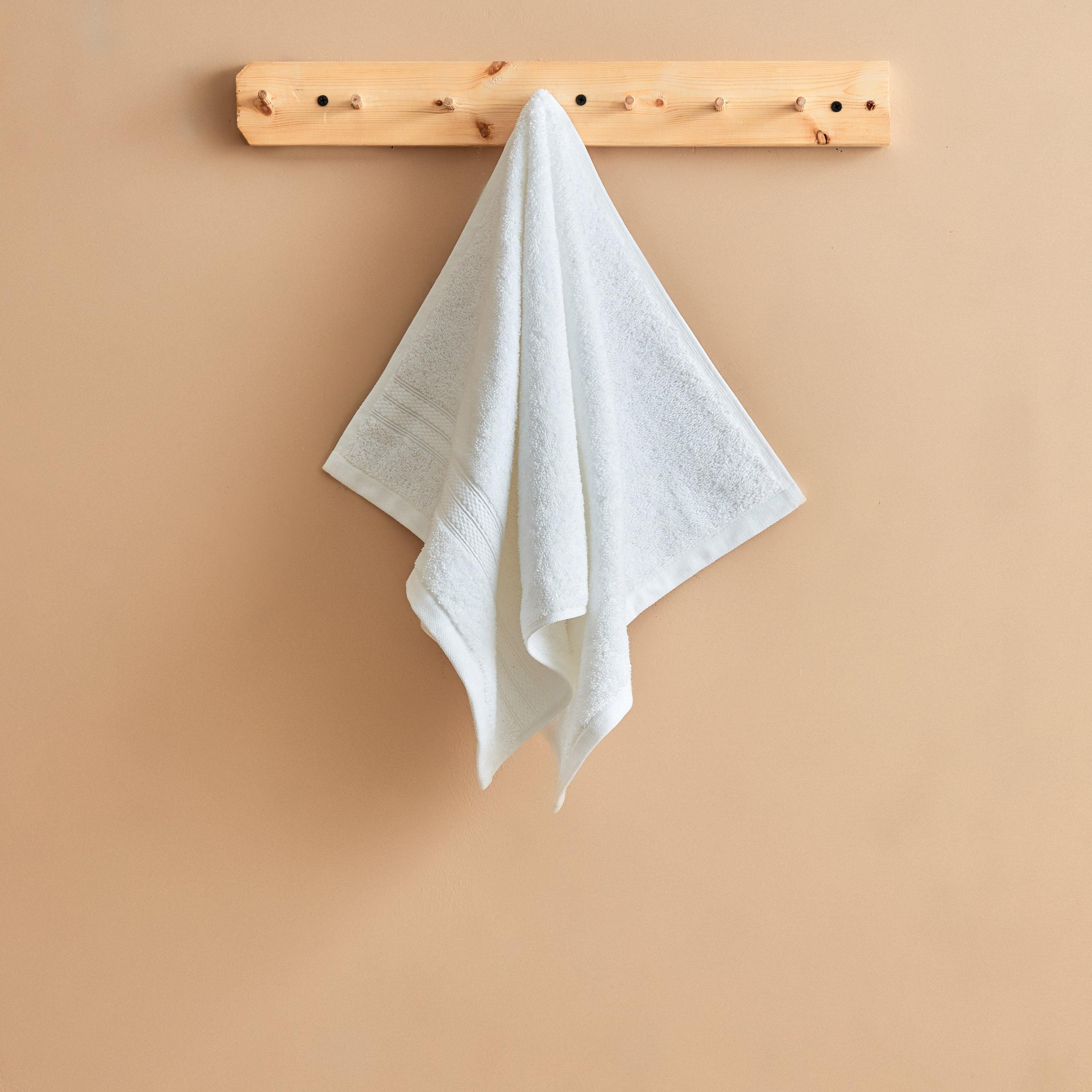 منشفة يد من هوتيل كولكشن - 40x70 سم-hbxbathroom-bathroomtextiles-image-1