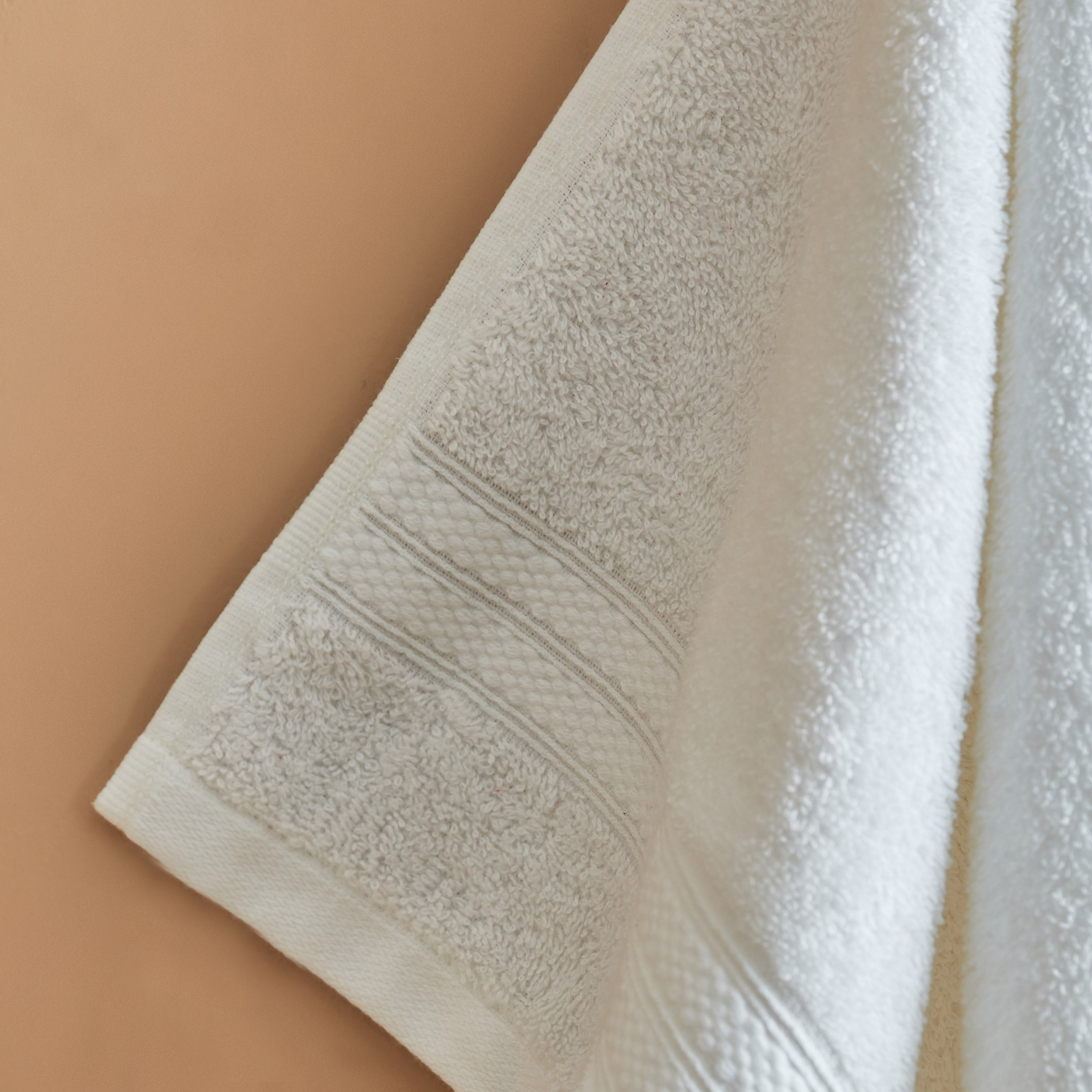 منشفة يد من هوتيل كولكشن - 40x70 سم-hbxbathroom-bathroomtextiles-image-3