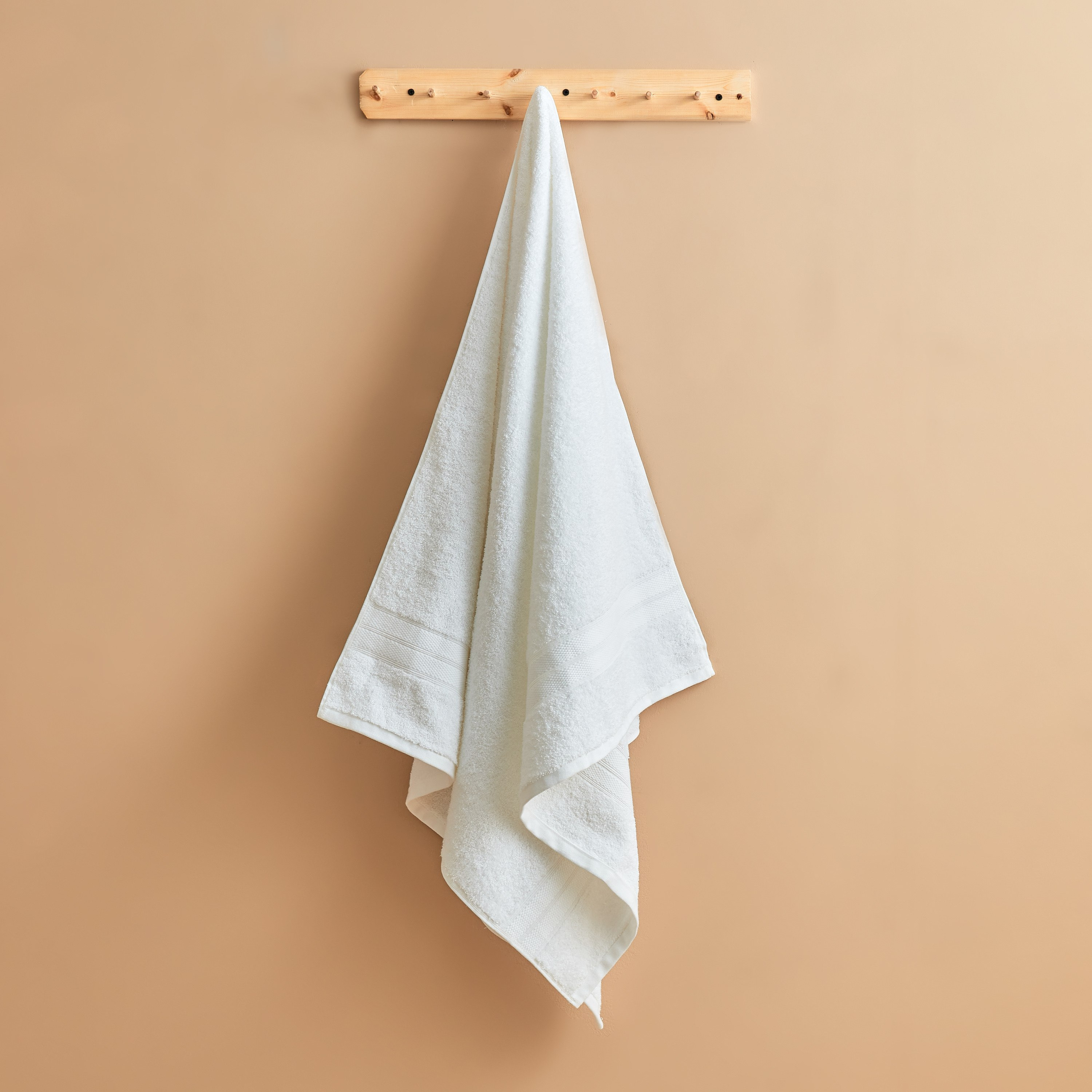 منشفة حمّام من هوتيل كولكشن - 80x160 سم-hbxbathroom-bathroomtextiles-image-1