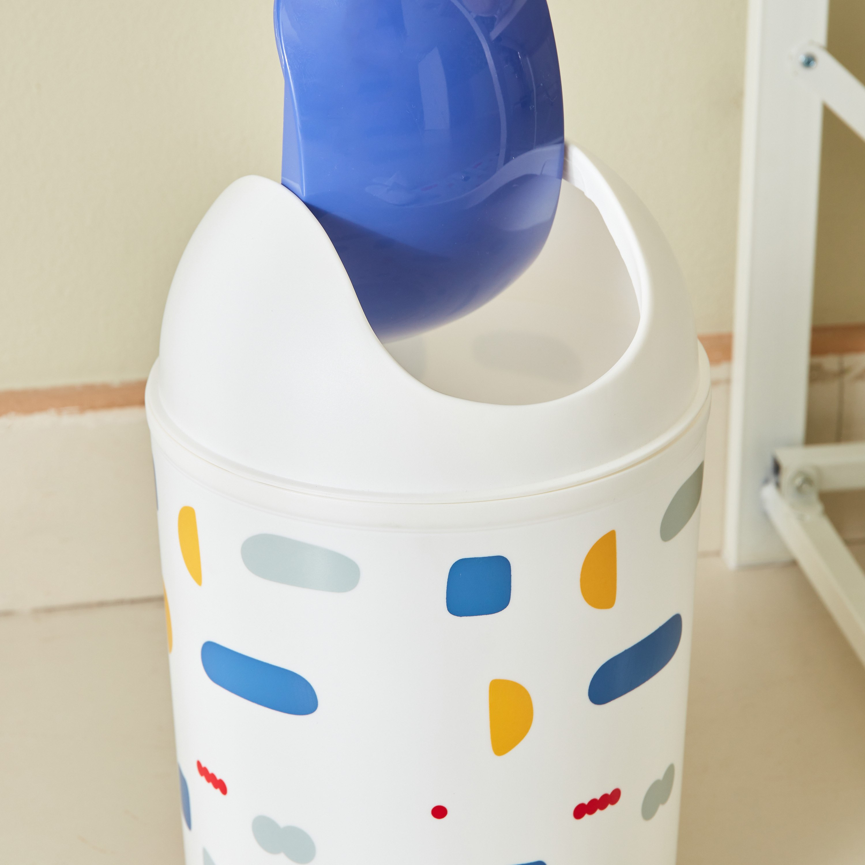 سلة نفايات من جيميني - 19x31 سم-hbxhomeware-hbxkidsandyouth-image-3