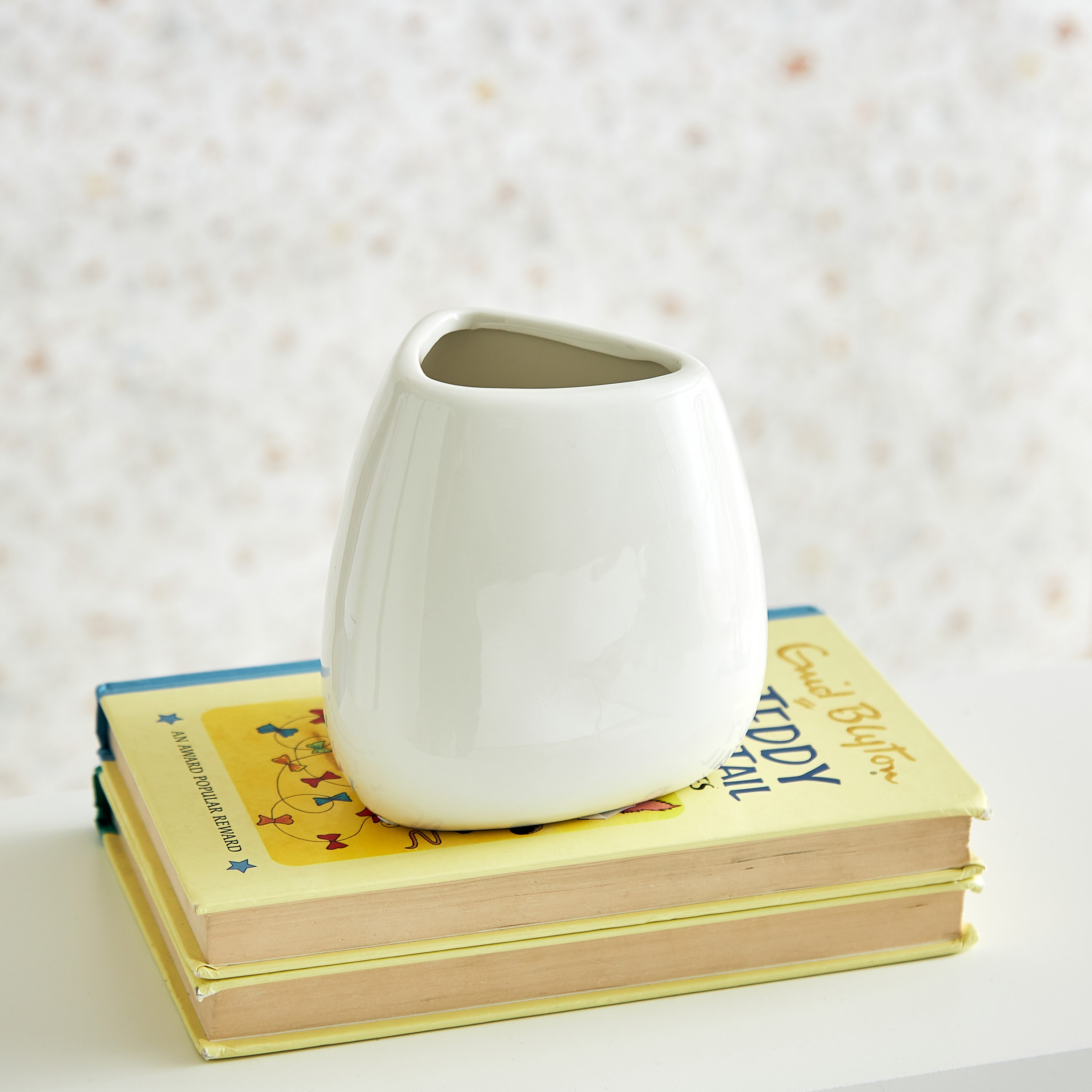 مزهرية من توباز - 11x10x11 سم-hbxbedroom-decorandaccessories-vases-image-2