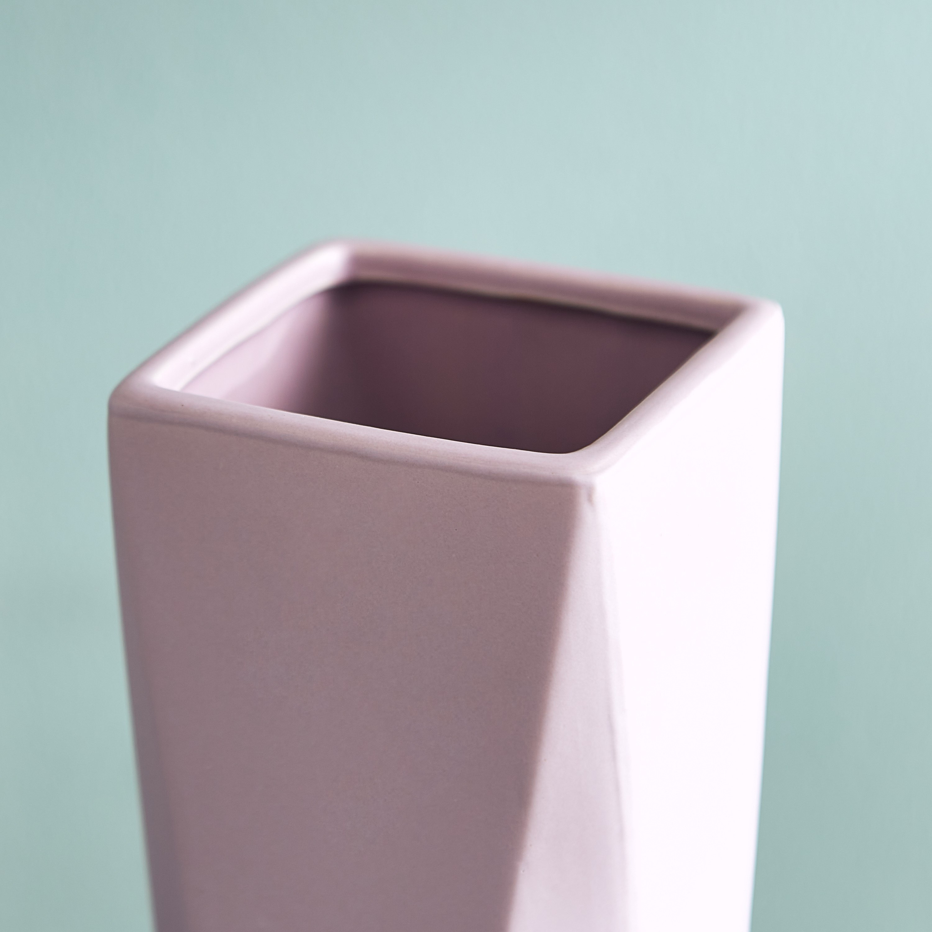 Topaz Vase - 10x10x25 cm-hbxbedroom-decorandaccessories-vases-image-3