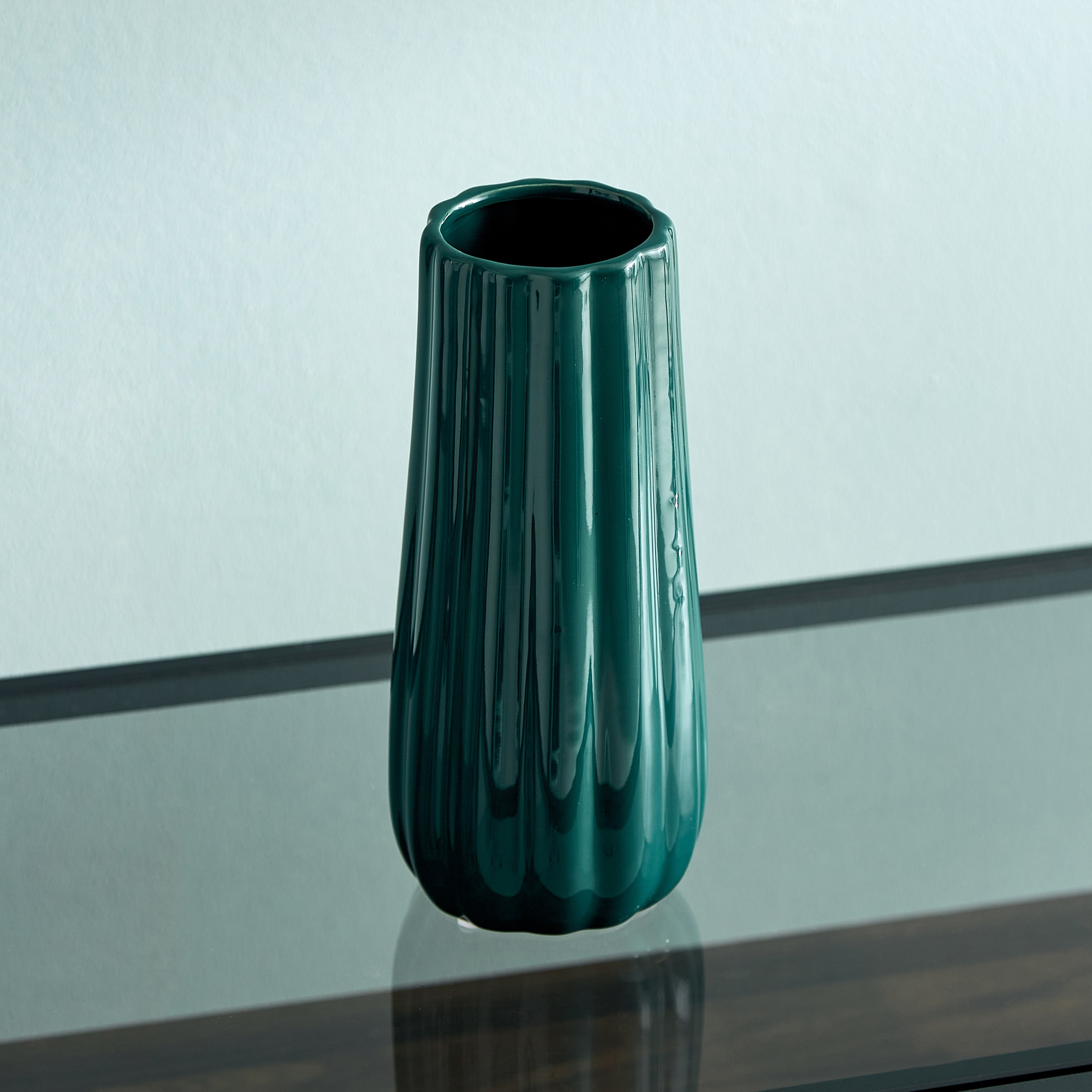 مزهرية من توباز - 11x11x24 سم-hbxbedroom-decorandaccessories-vases-image-2