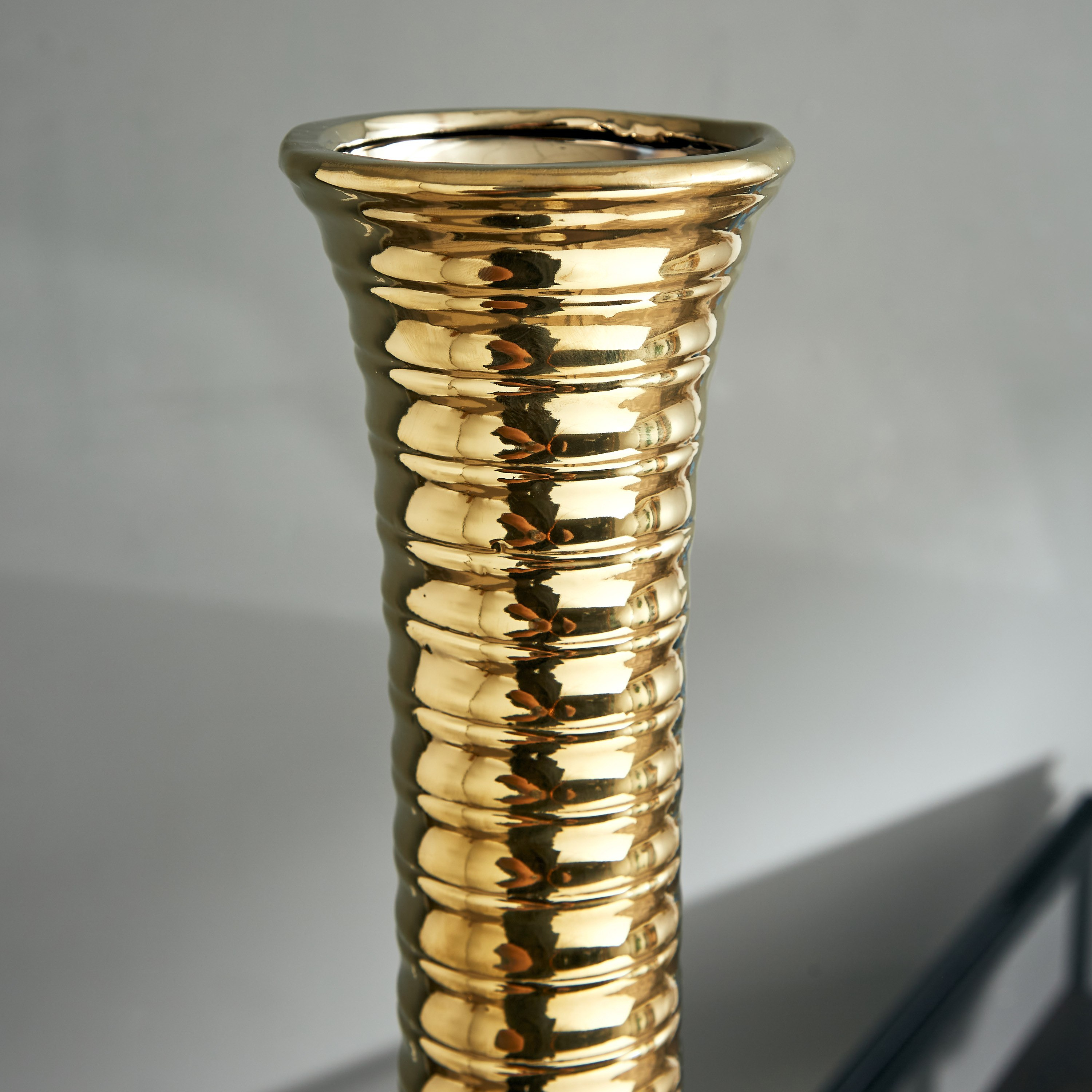 مزهرية من توباز - 10x10x35 سم-hbxbedroom-decorandaccessories-vases-image-3