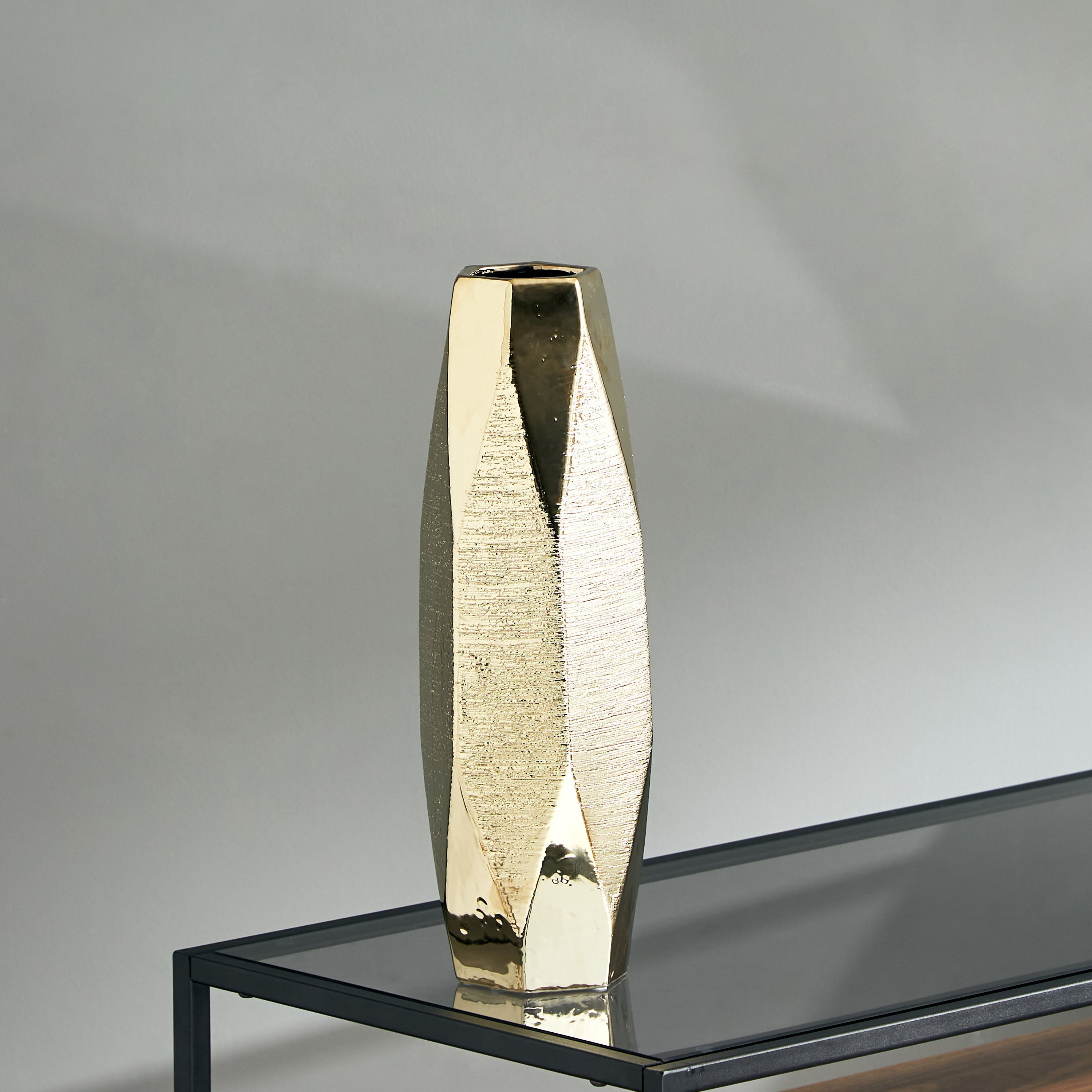 مزهرية من توباز - 12.5x11.5x38.5 سم-hbxbedroom-decorandaccessories-vases-image-1