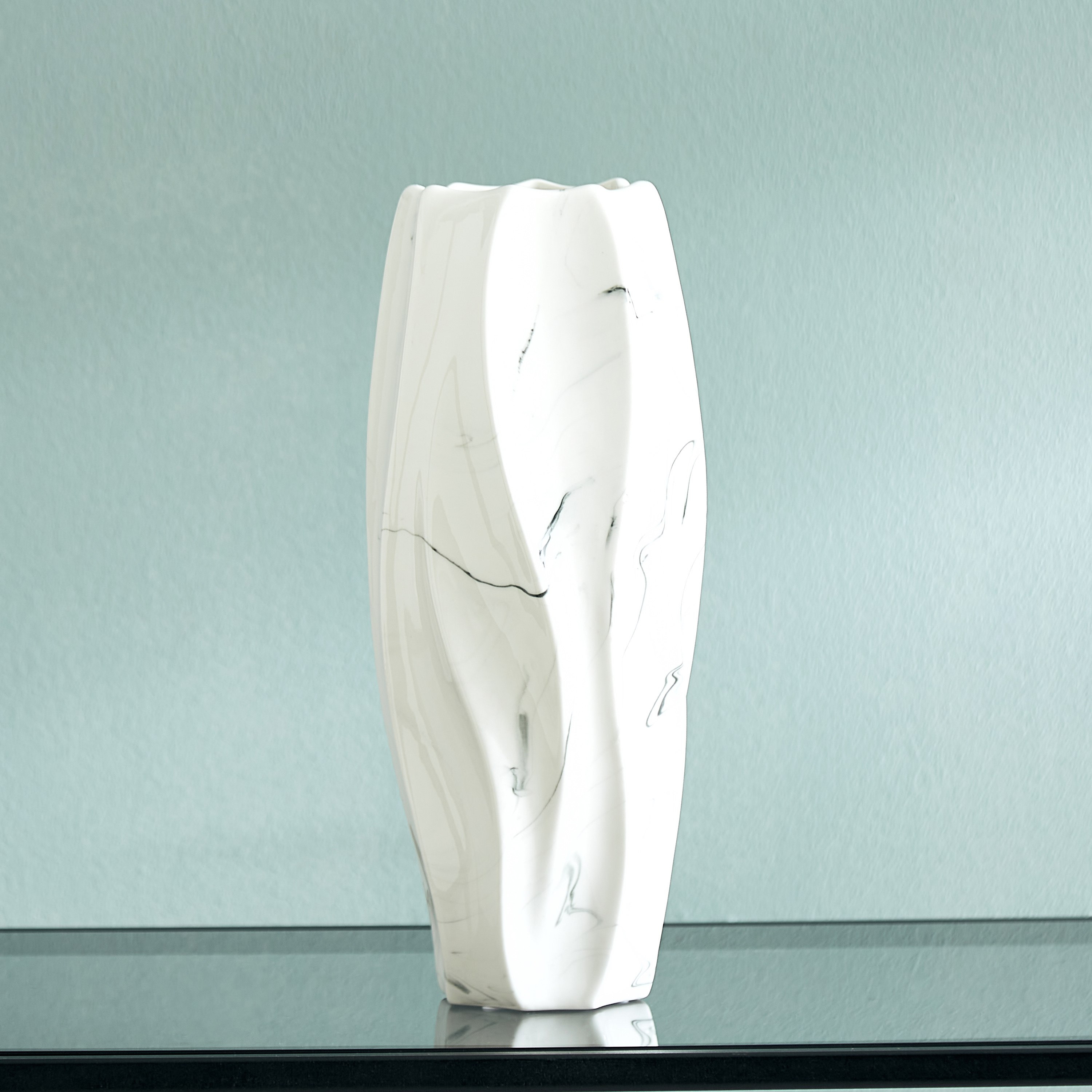 مزهرية من توباز - 14x14x34 سم-hbxbedroom-decorandaccessories-vases-image-1