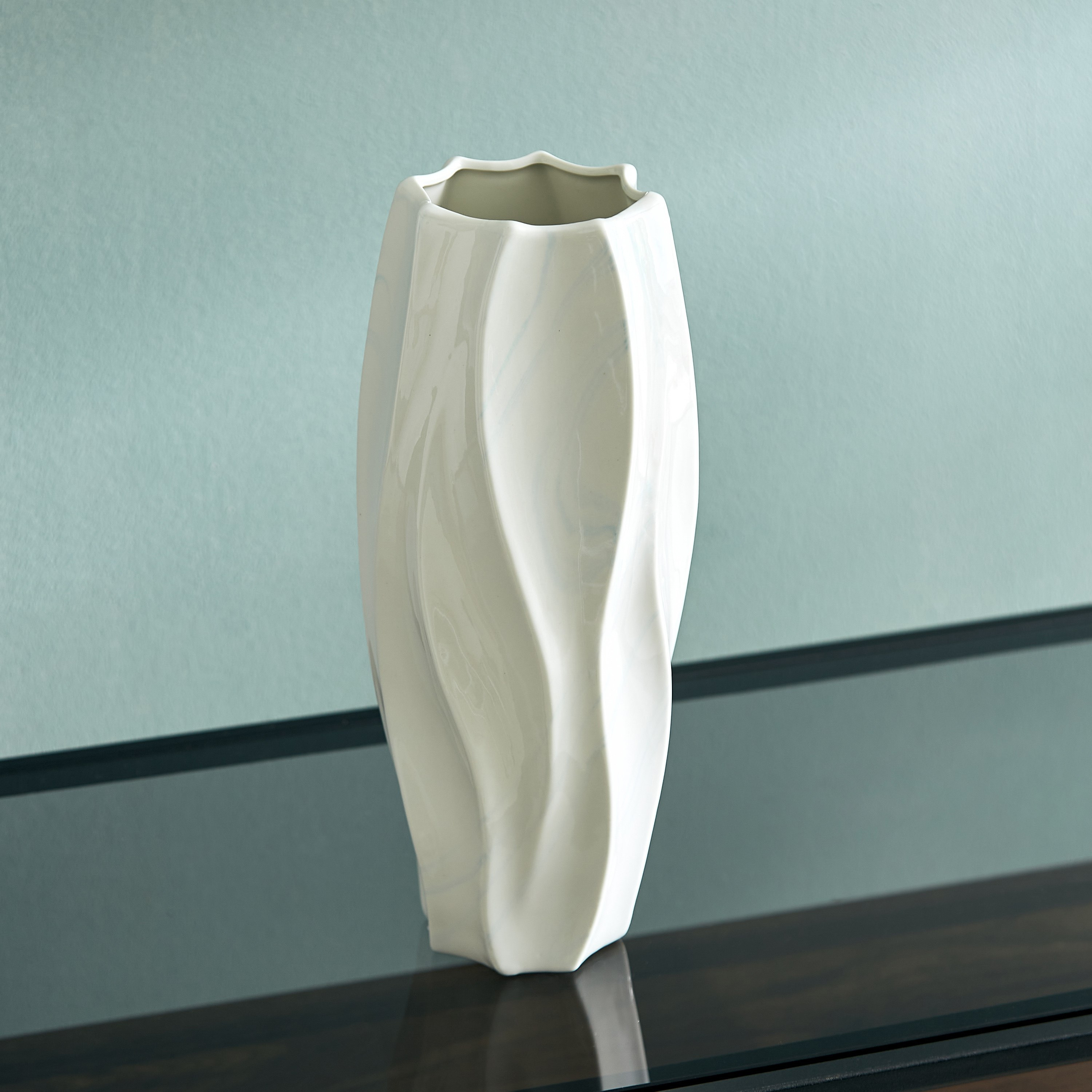 مزهرية من توباز - 14x14x34 سم-hbxbedroom-decorandaccessories-vases-image-2