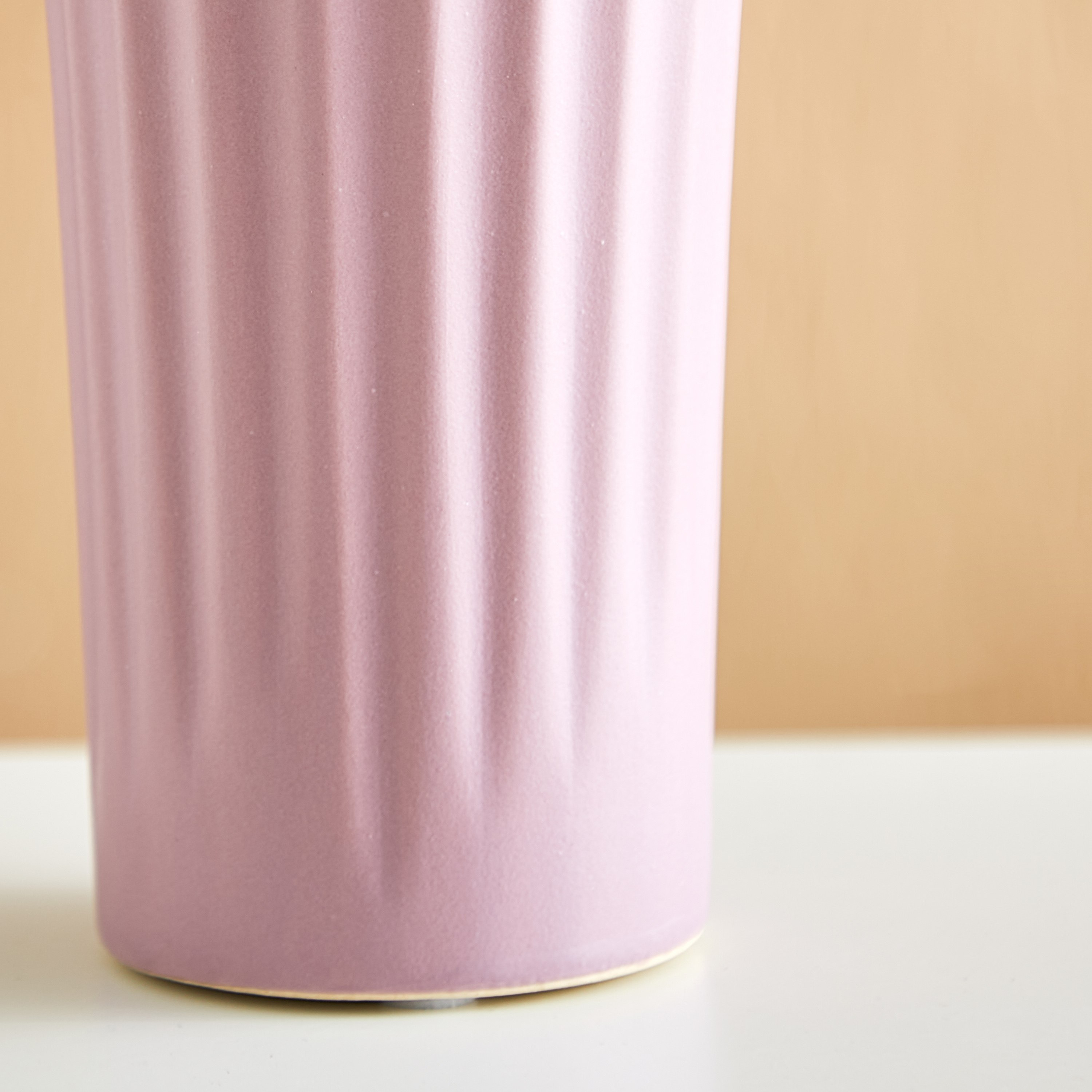 مزهرية من توباز - 10.5x10.5x21 سم-hbxbedroom-decorandaccessories-vases-image-4