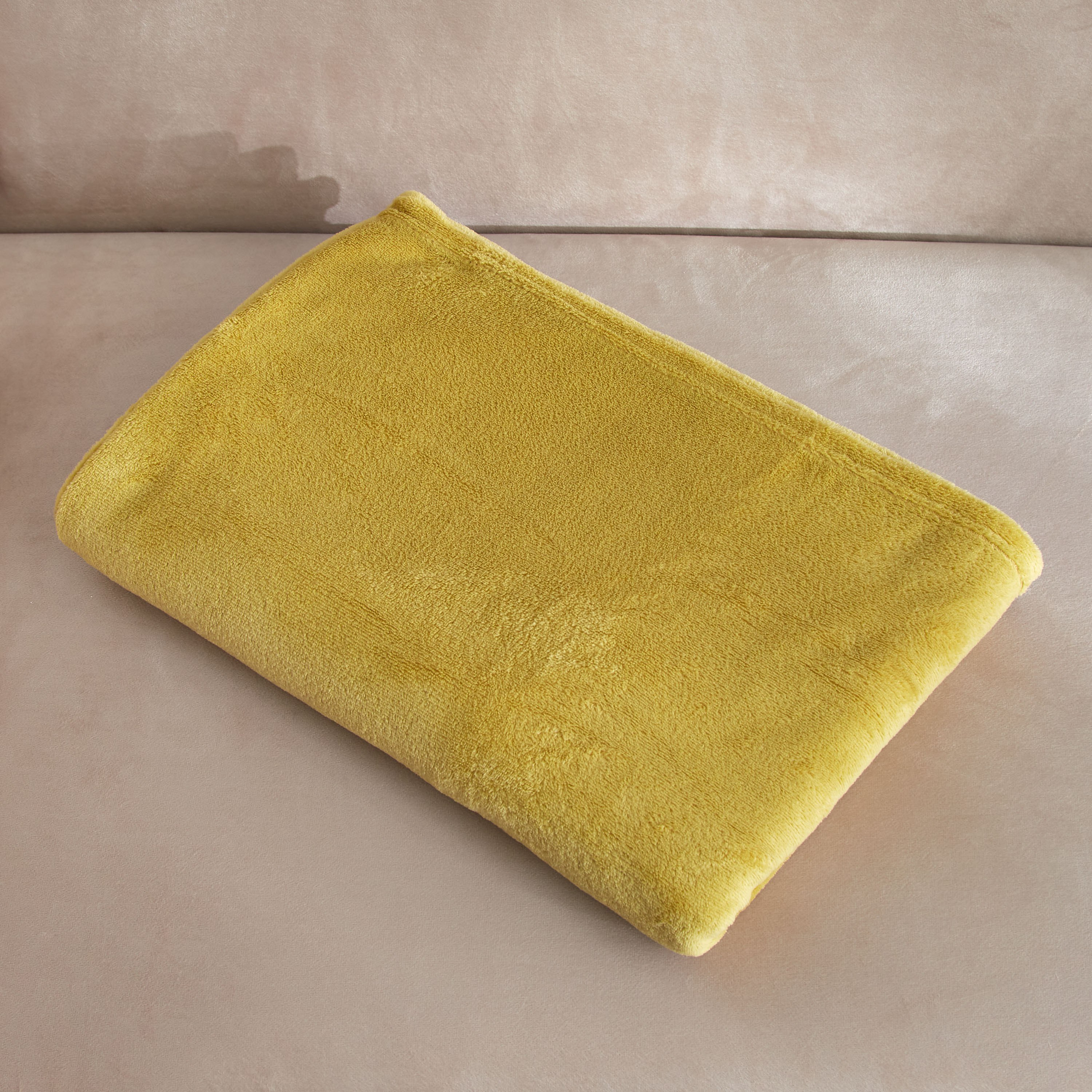 بطانيّة خفيفة صوف كورال سادة من أونتاريو - 170x120 سم-hbxhomeware-hbxbedroom-image-4