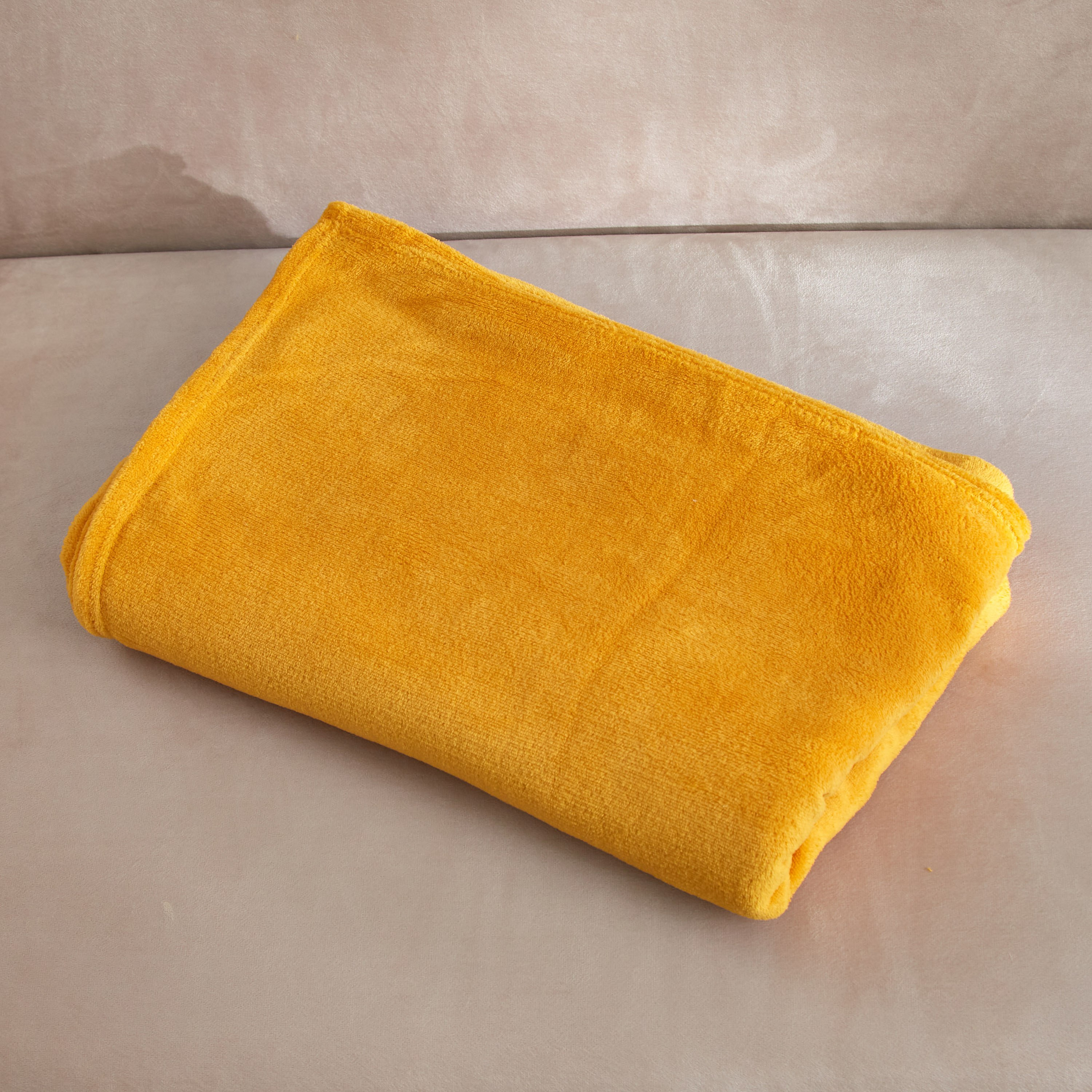 بطانيّة خفيفة صوف كورال سادة من أونتاريو - 170x120 سم-hbxhomeware-hbxbedroom-image-4