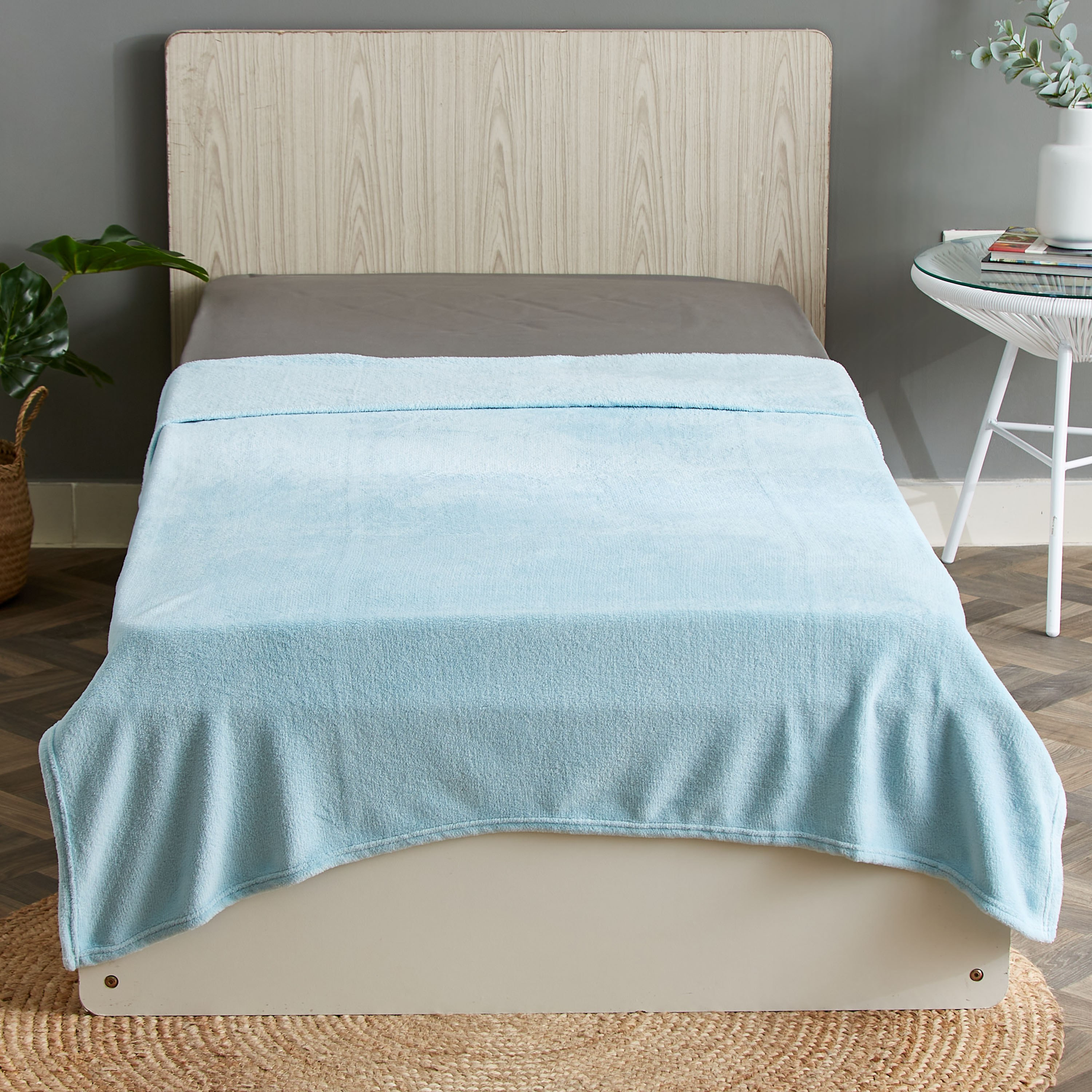 بطانيّة أطفال صوف كورال سادة من أونتاريو - 170x120 سم-hbxhomeware-hbxkidsandyouth-image-2