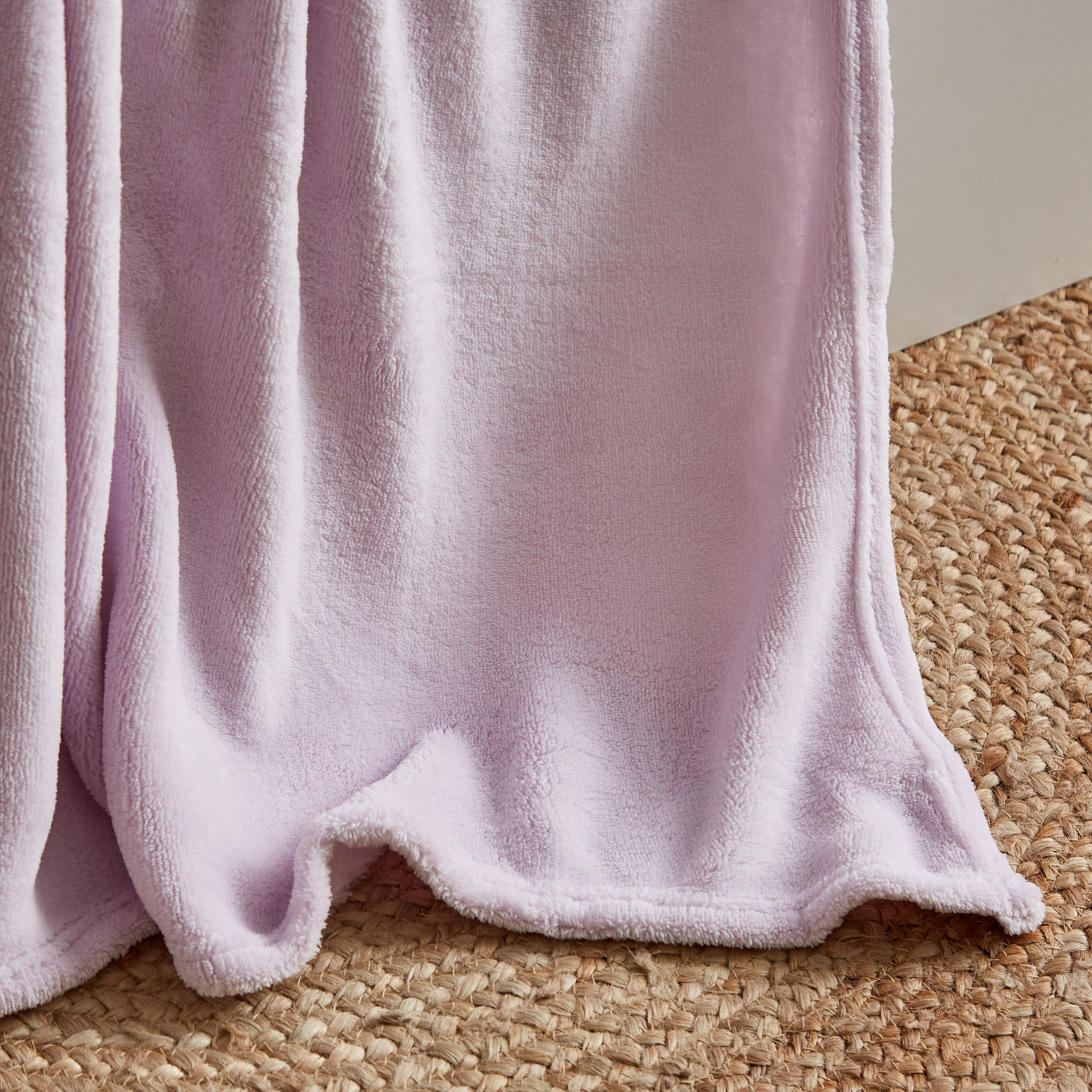 Ontario Solid Coral Fleece Kids' Blanket - 120x170 cm-hbxhomeware-hbxkidsandyouth-image-5